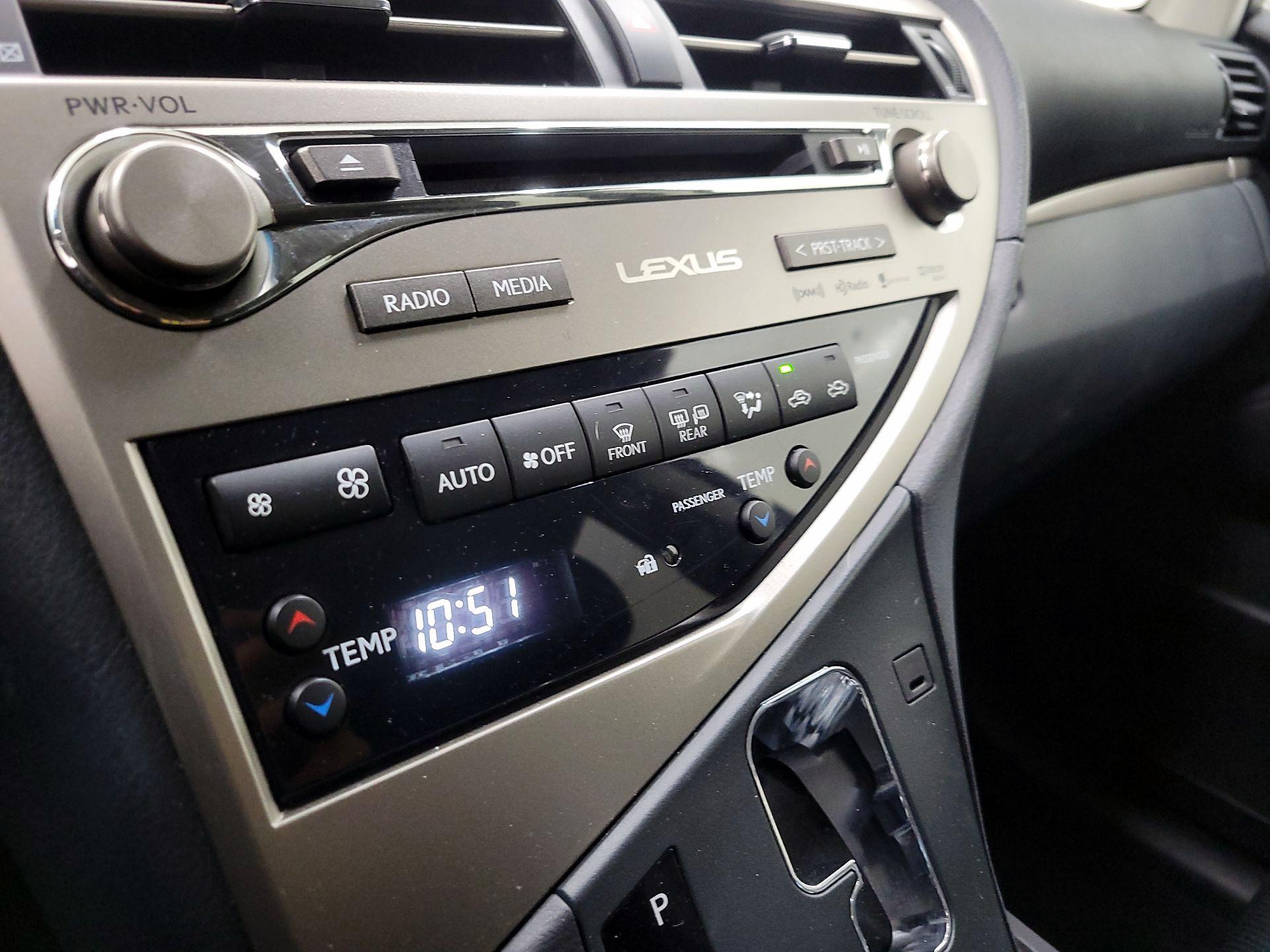 Thumbnail: 2015 Lexus RX - 16