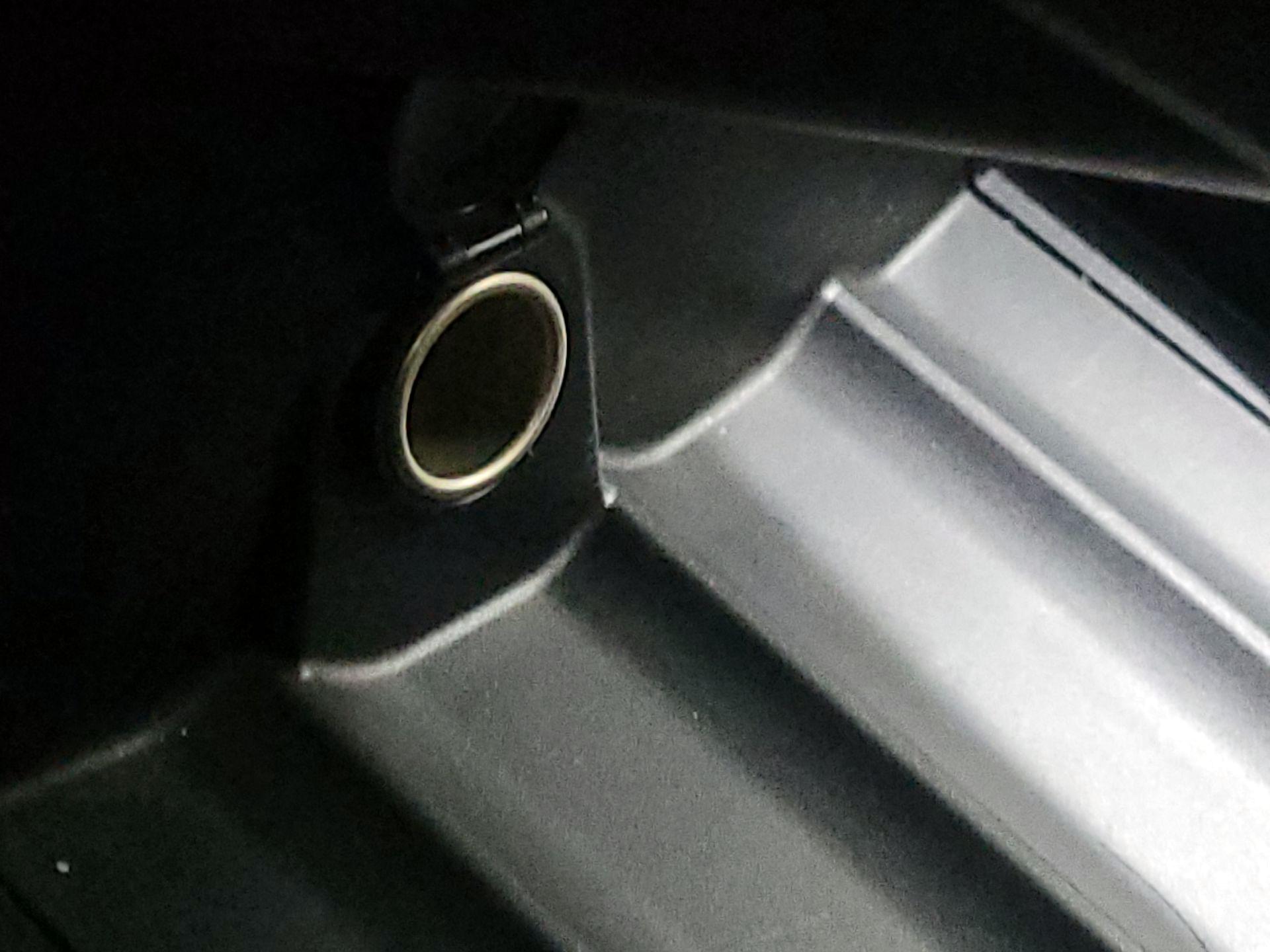 Thumbnail: 2015 Lexus RX - 18