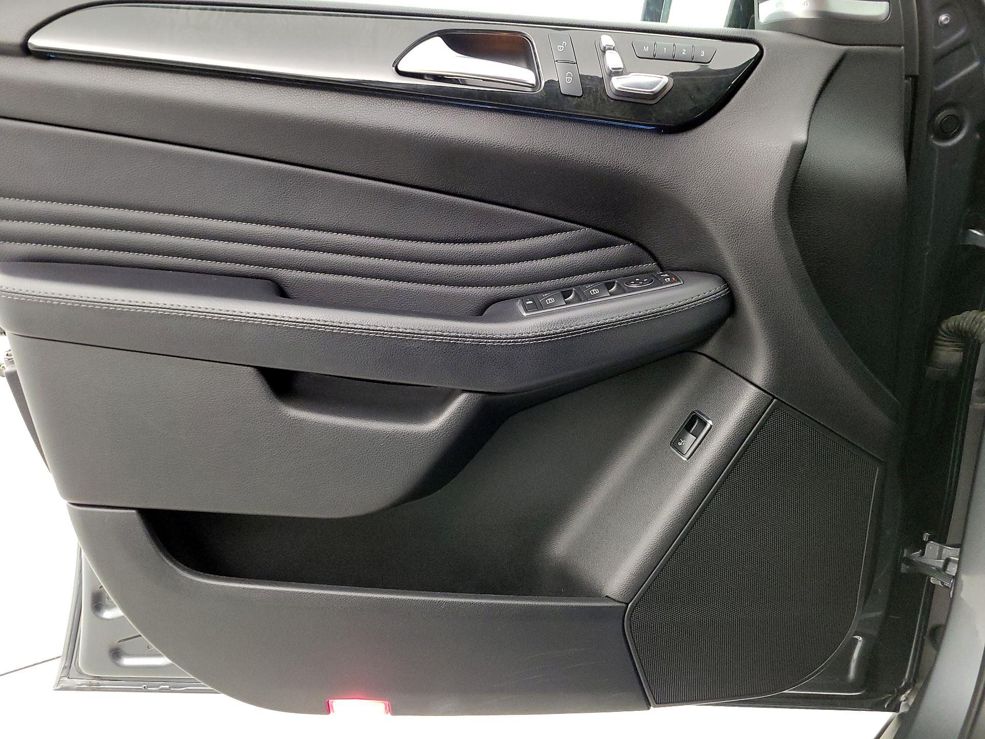 Thumbnail: 2019 Mercedes-Benz GLE - 12