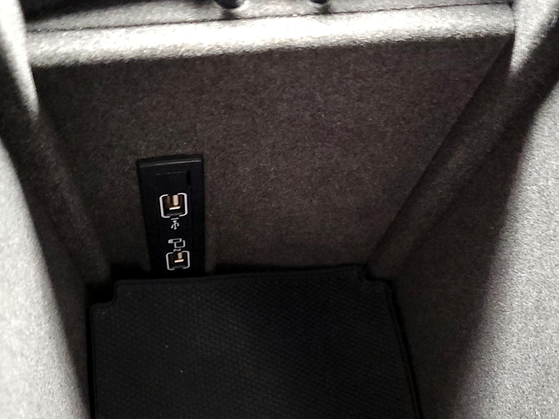 Thumbnail: 2019 Mercedes-Benz GLE - 18