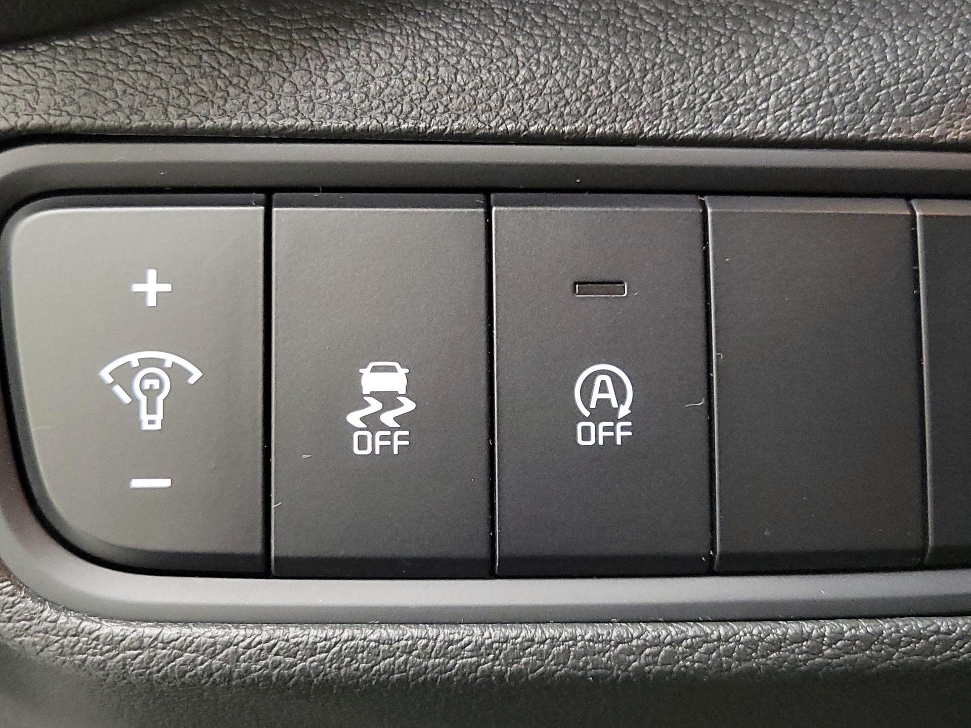 Thumbnail: 2023 Kia Soul - 13