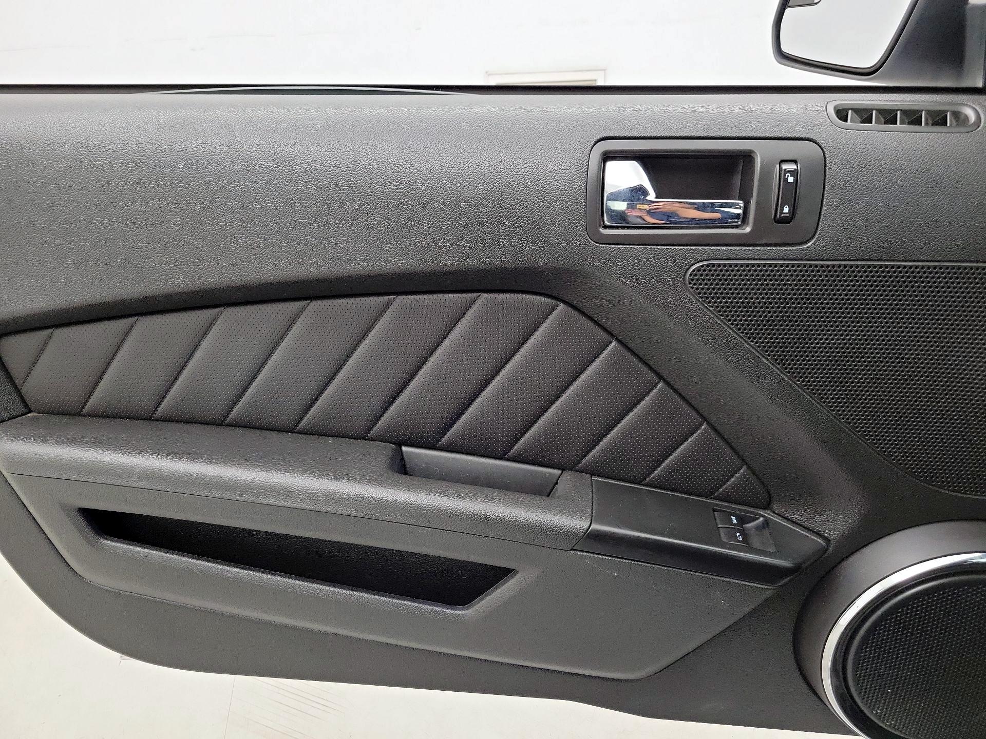 Thumbnail: 2014 Ford Mustang - 12