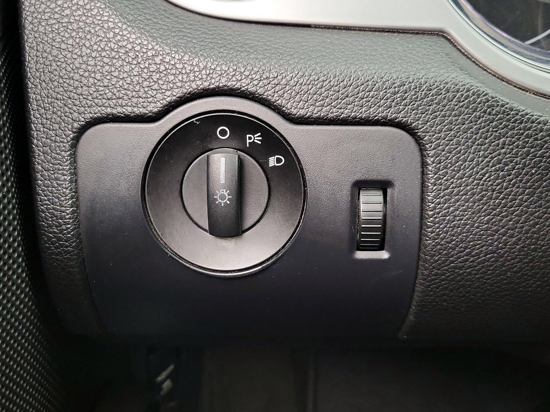 Thumbnail: 2014 Ford Mustang - 13