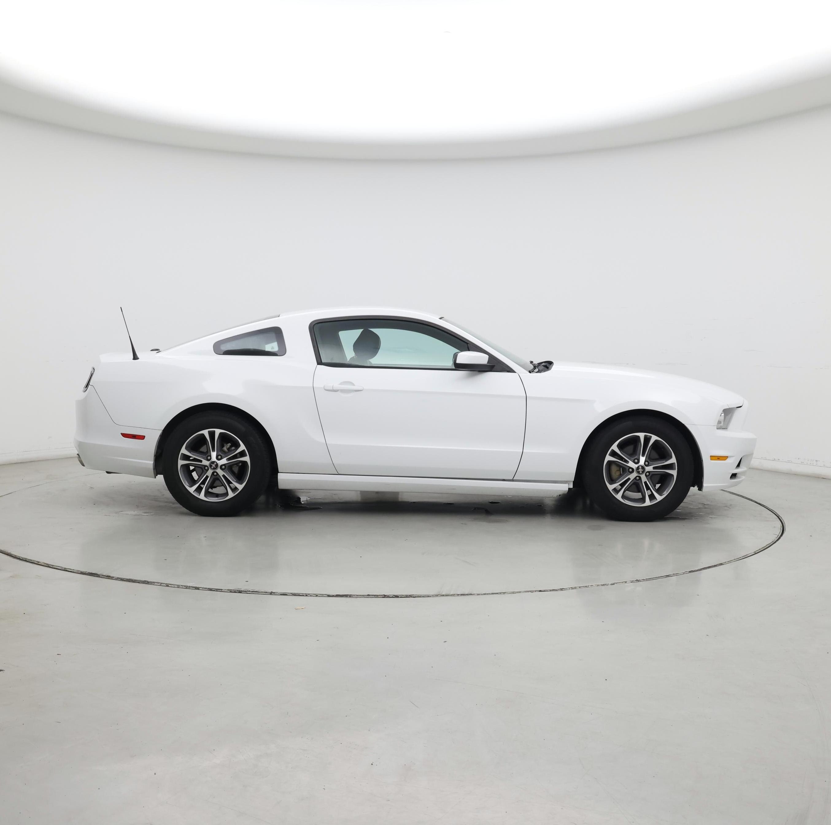 Thumbnail: 2014 Ford Mustang - 7
