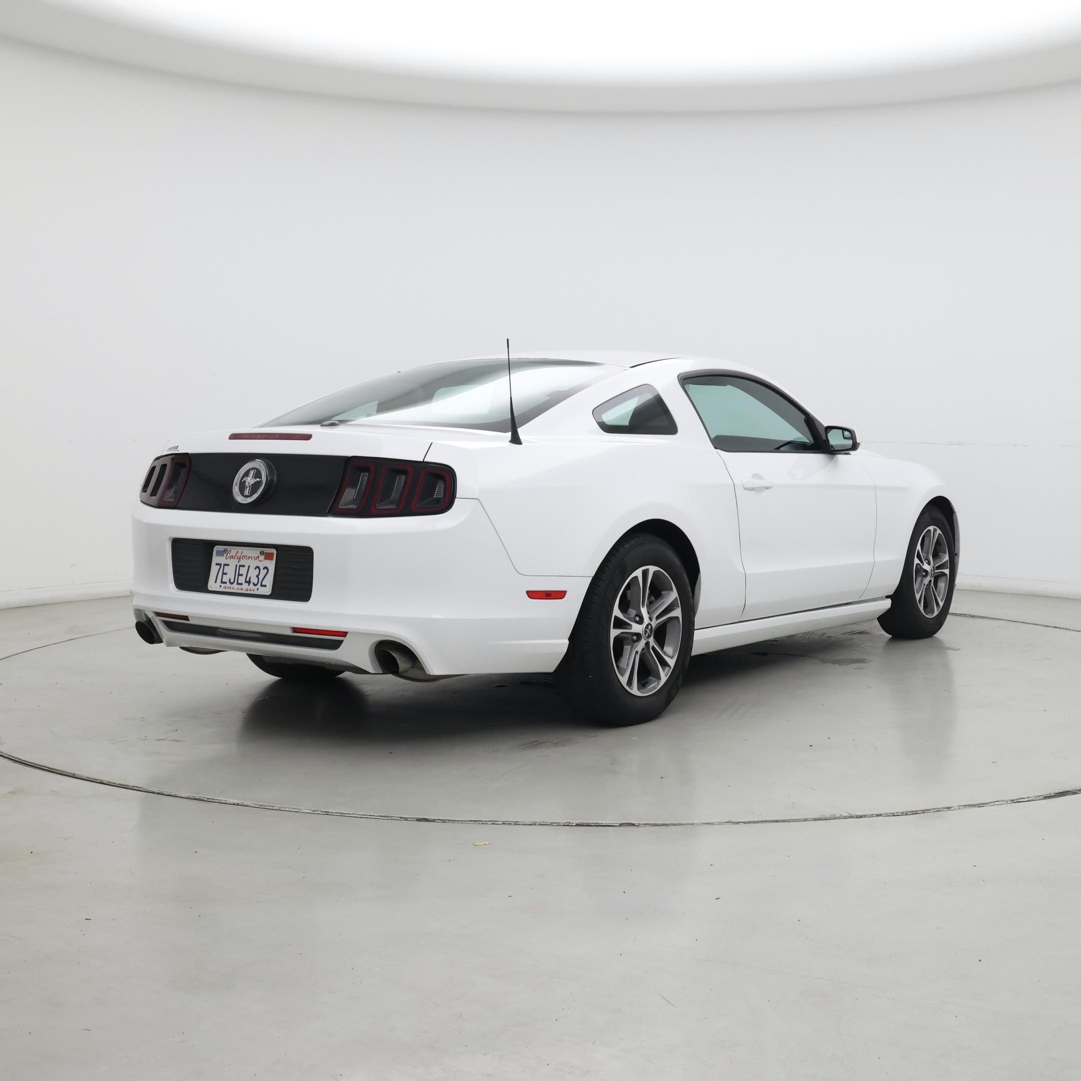 Thumbnail: 2014 Ford Mustang - 8