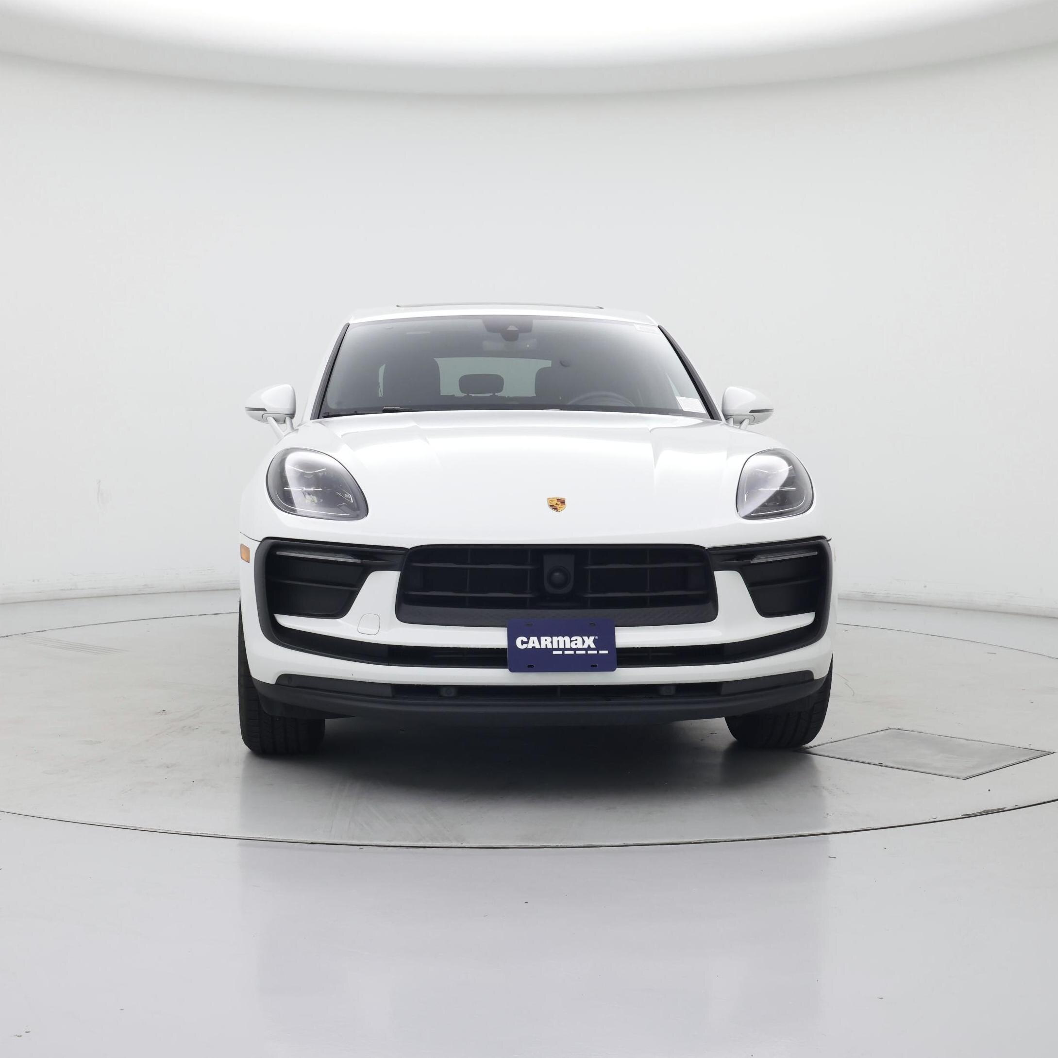 Thumbnail: 2023 Porsche Macan - 5