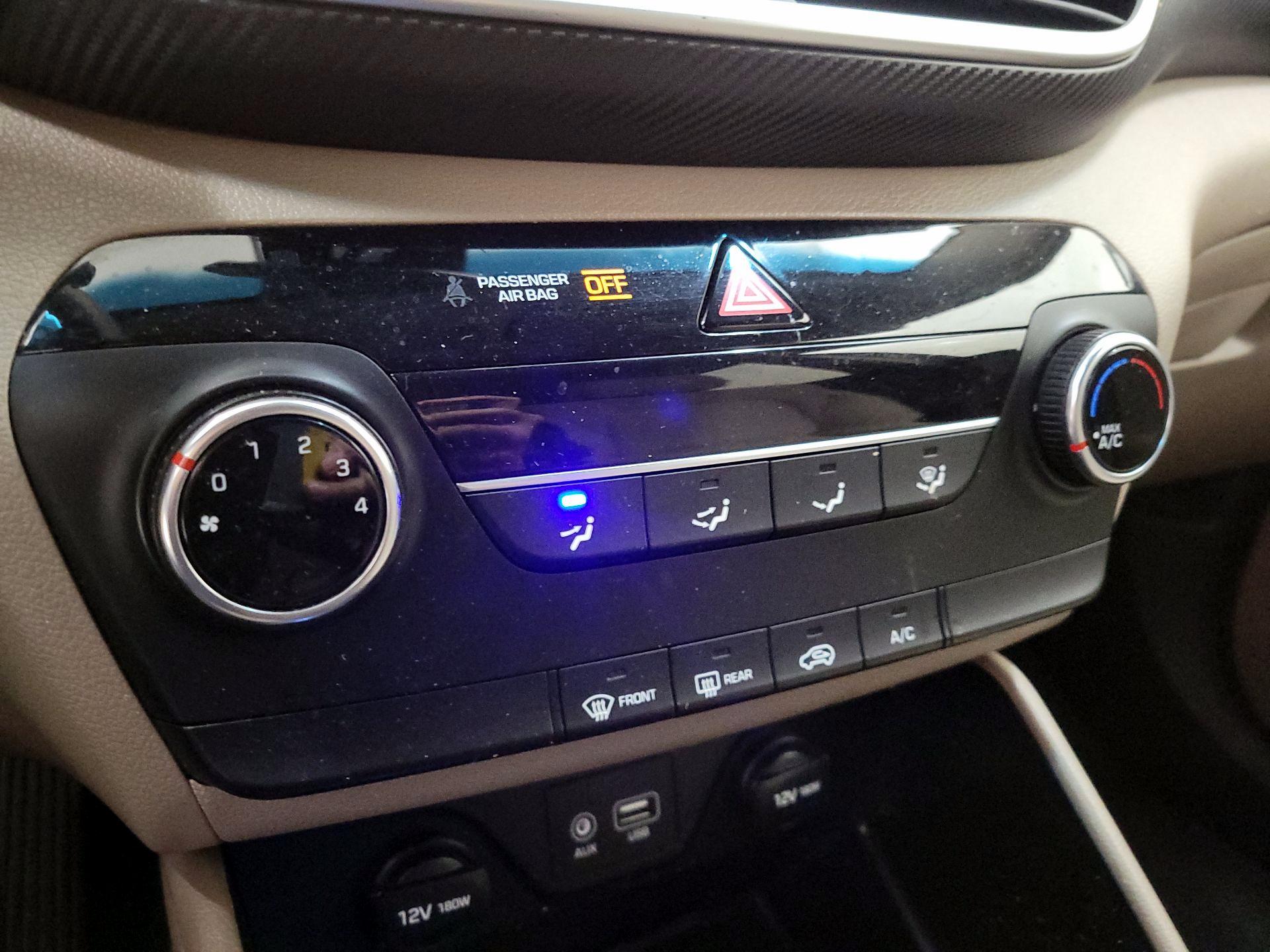 Thumbnail: 2019 Hyundai Tucson - 16