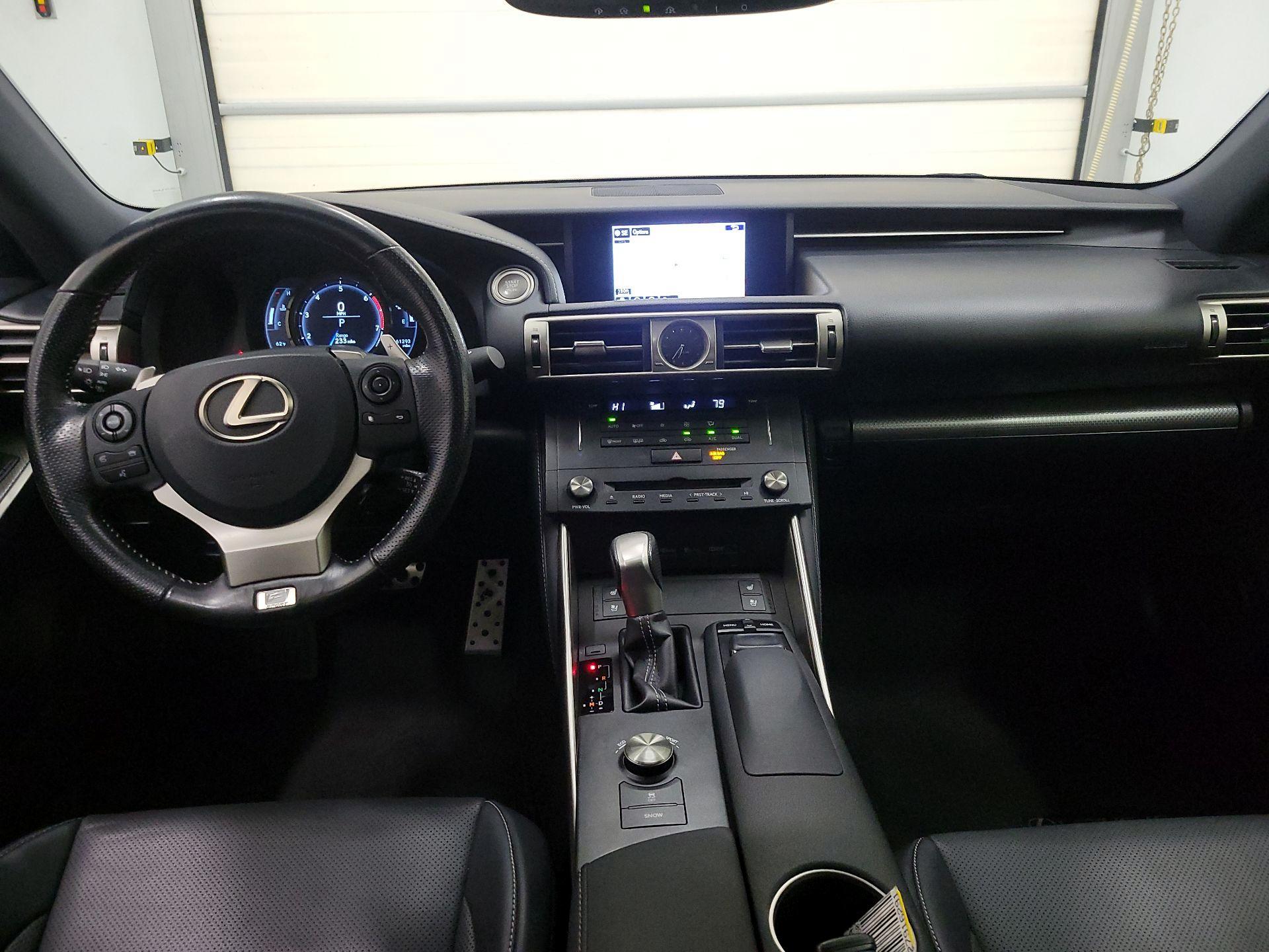 Thumbnail: 2016 Lexus IS - 9