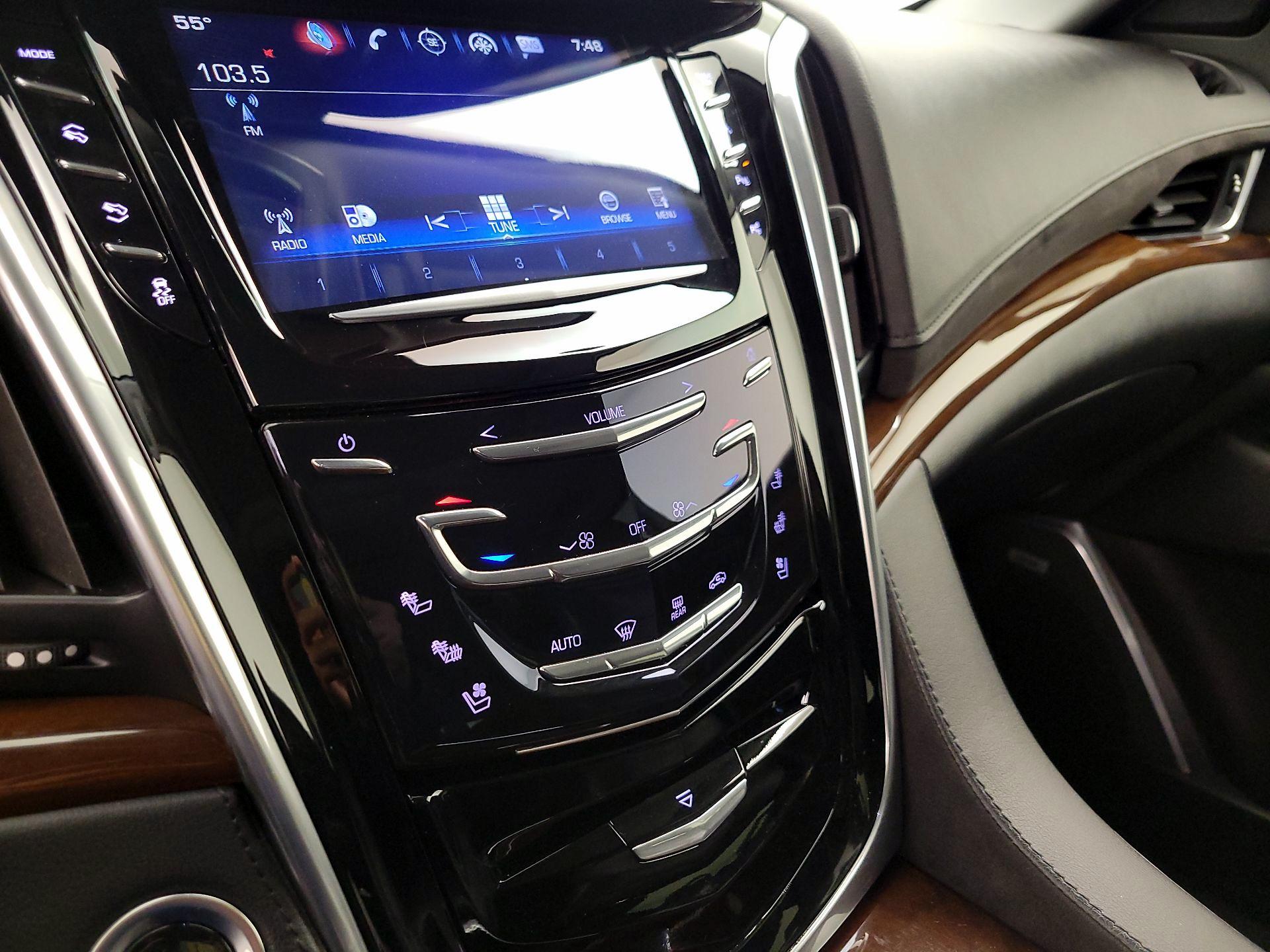 Thumbnail: 2020 Cadillac Escalade - 17