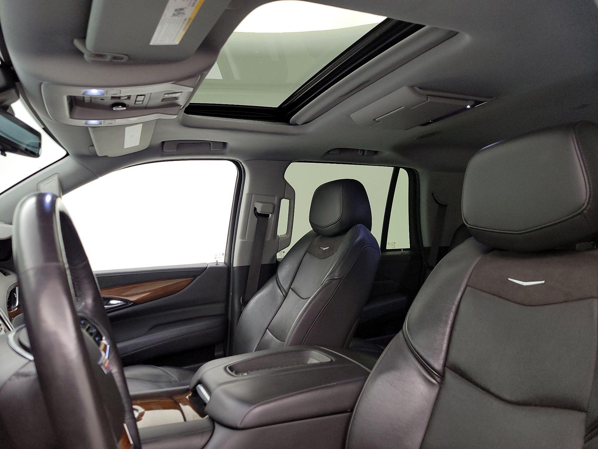 Thumbnail: 2020 Cadillac Escalade - 20