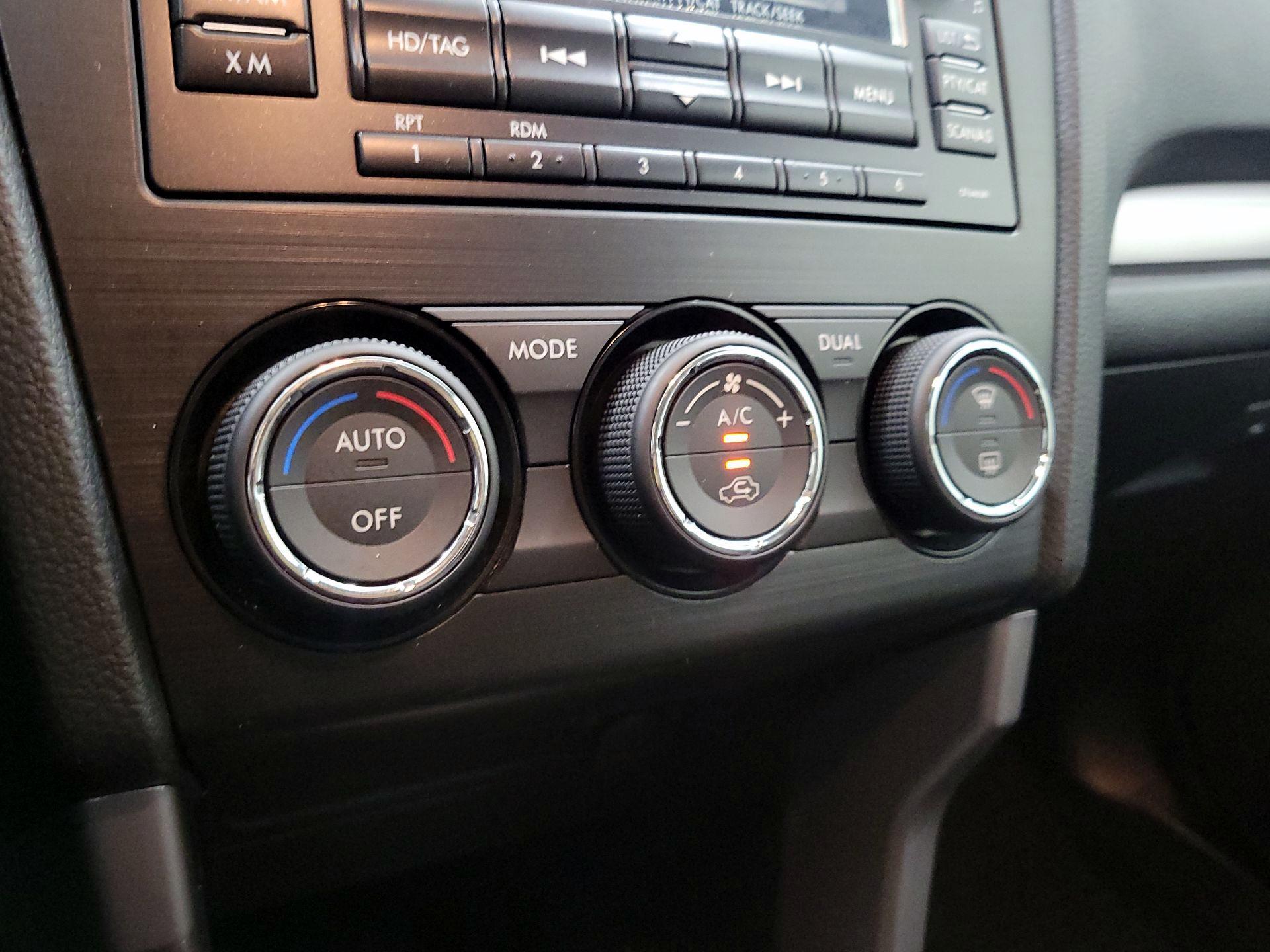 Thumbnail: 2015 Subaru Forester - 16