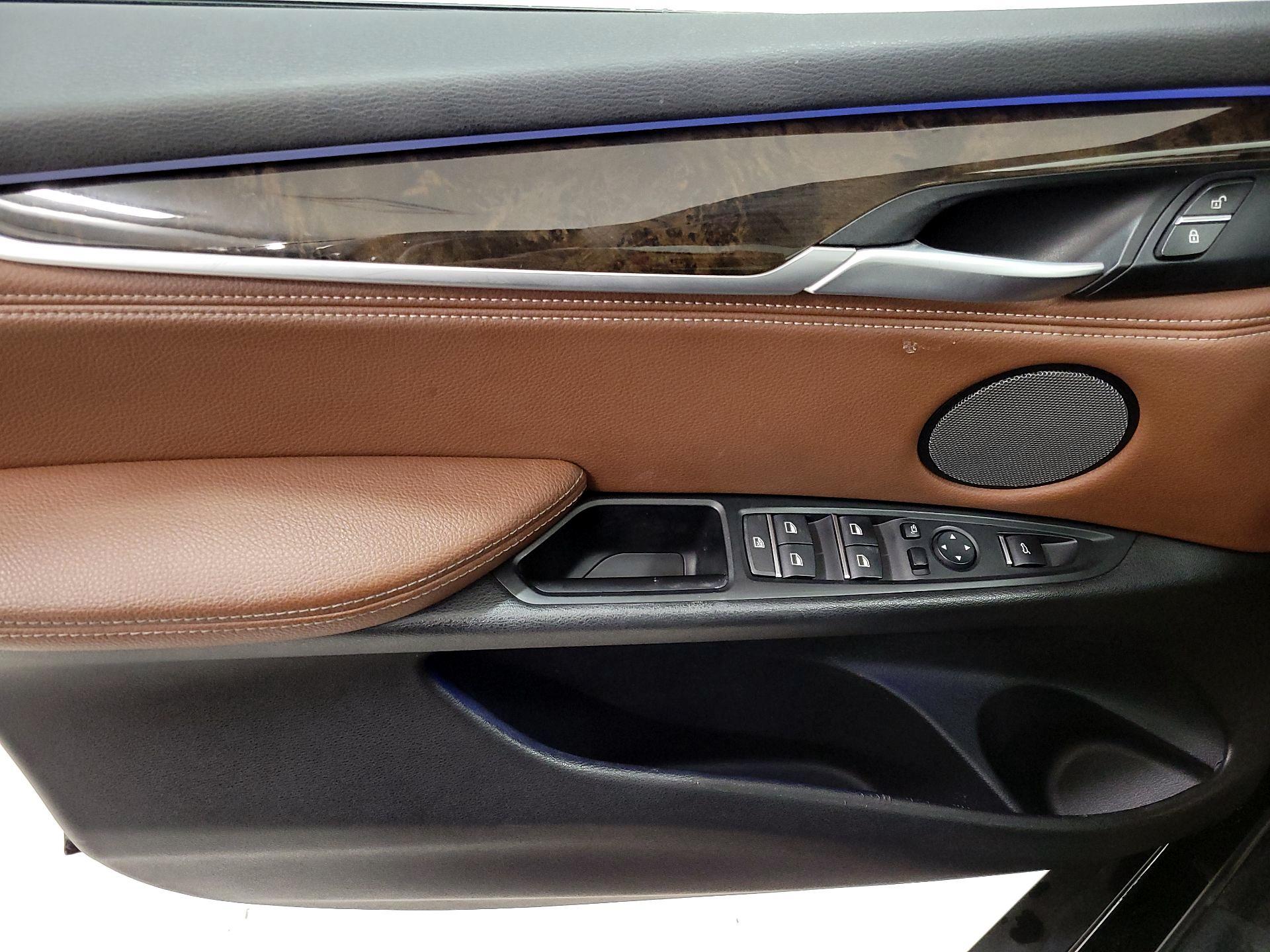 Thumbnail: 2017 BMW X5 - 12