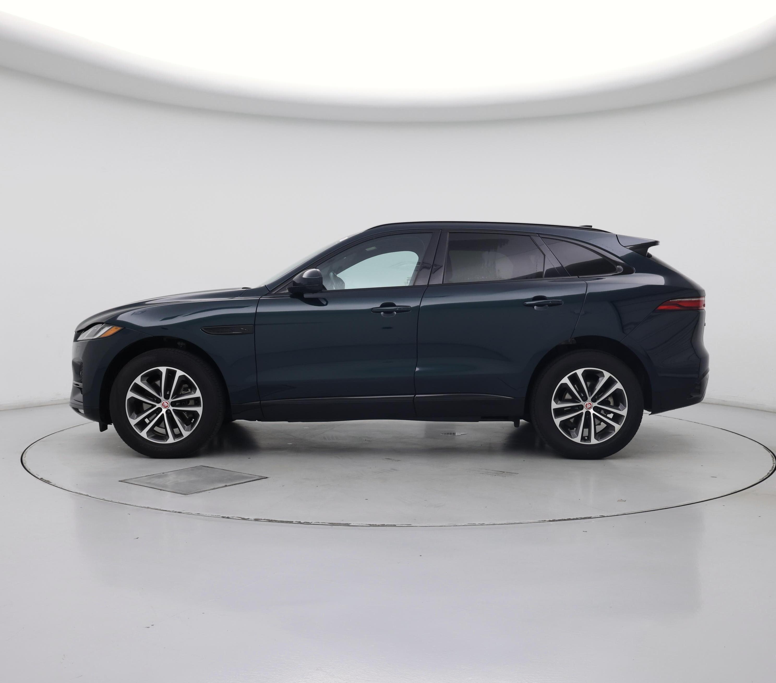 Thumbnail: 2022 Jaguar F-Pace - 3