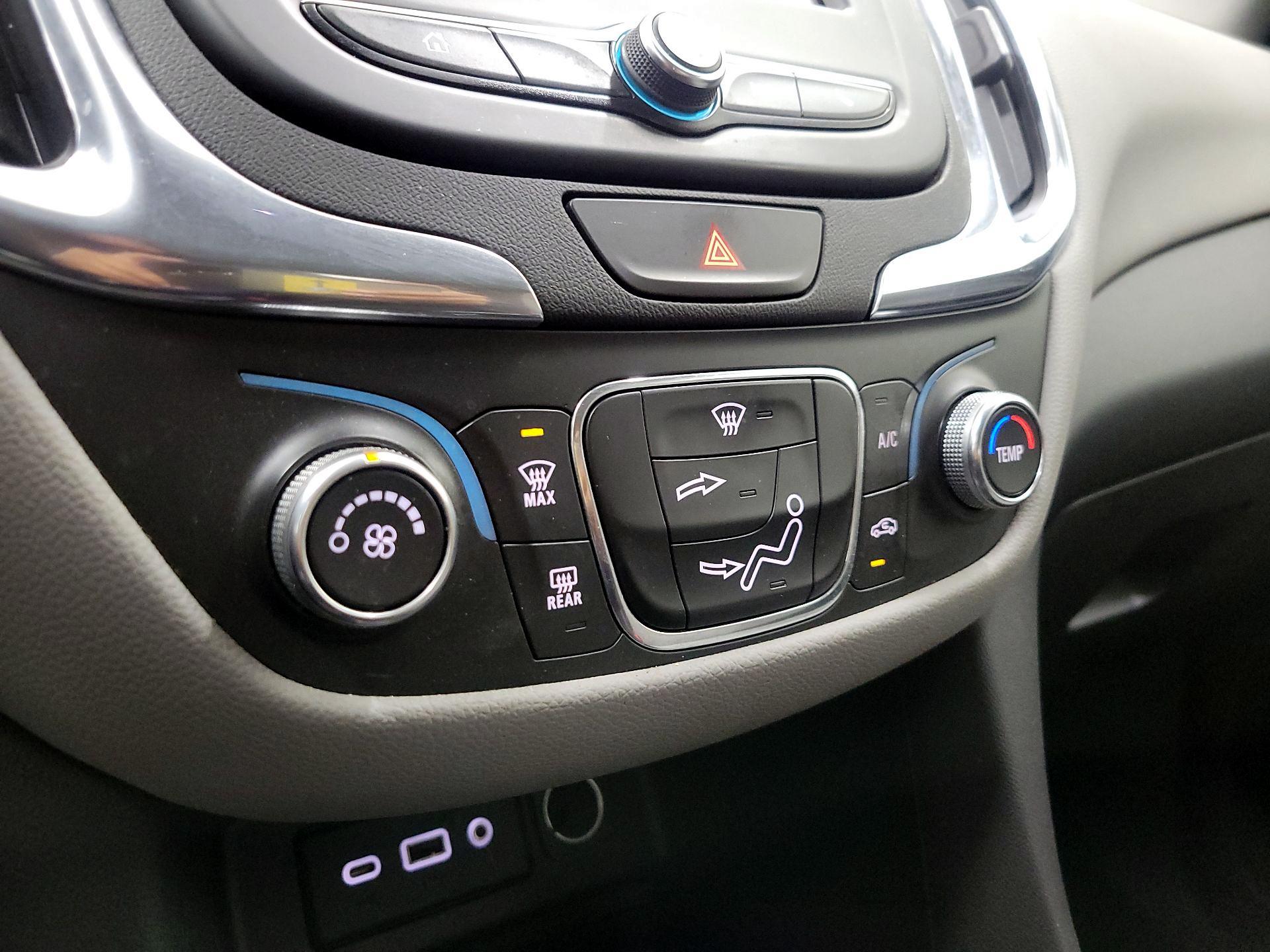 Thumbnail: 2021 Chevrolet Equinox - 16