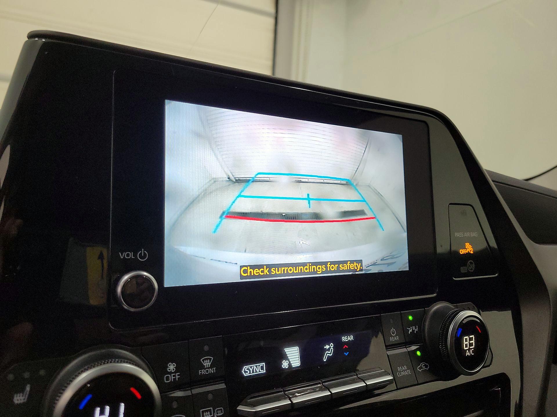 Thumbnail: 2023 Toyota Highlander - 14