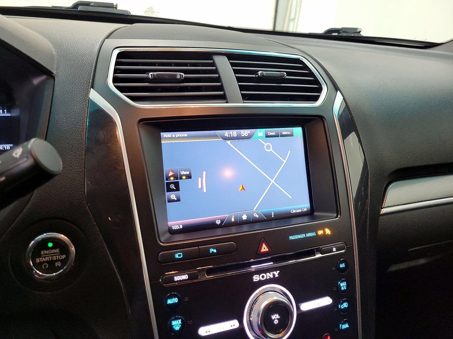 Thumbnail: 2016 Ford Explorer - 14