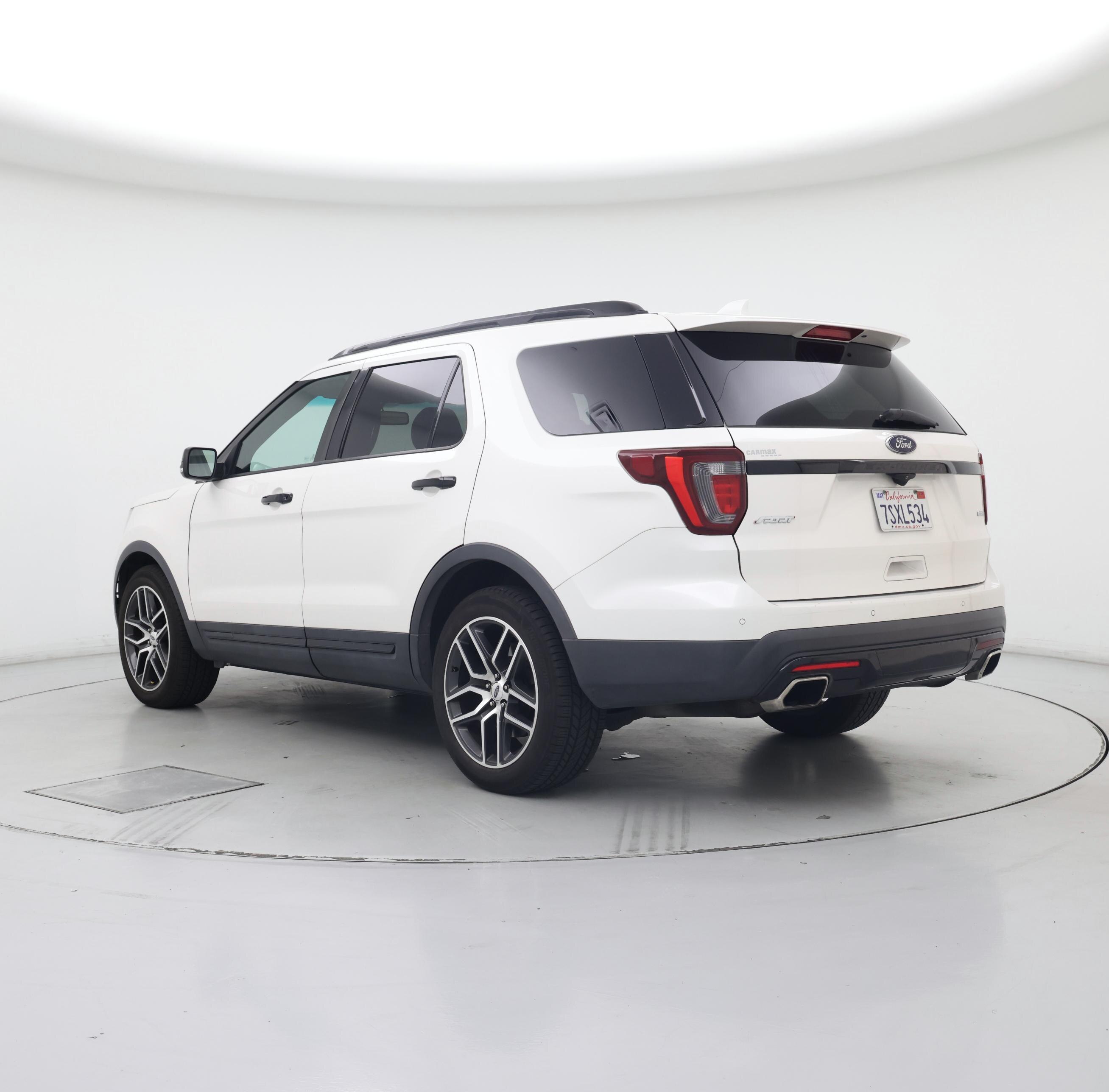 Thumbnail: 2016 Ford Explorer - 2