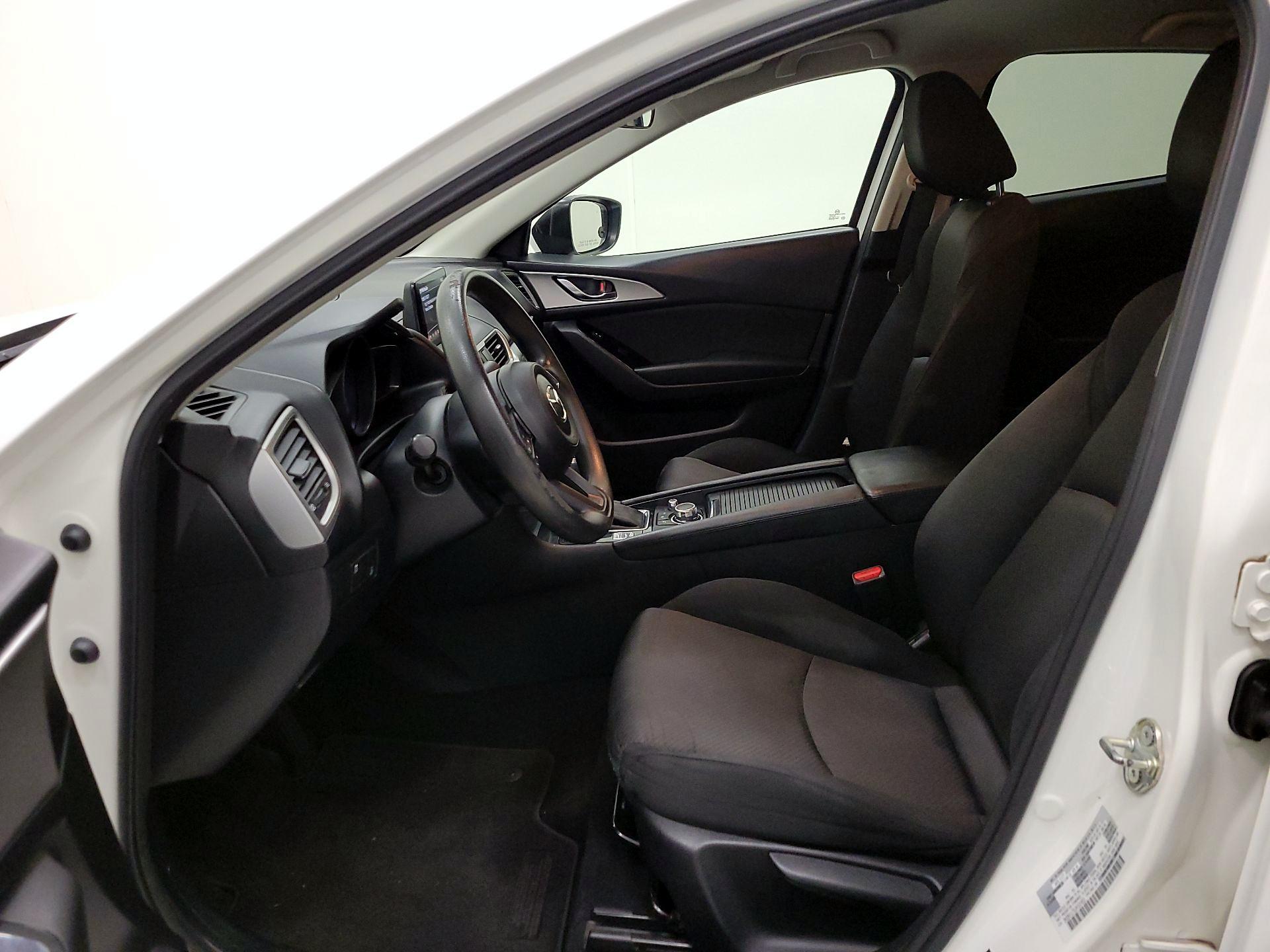 Thumbnail: 2018 Mazda Mazda3 - 11