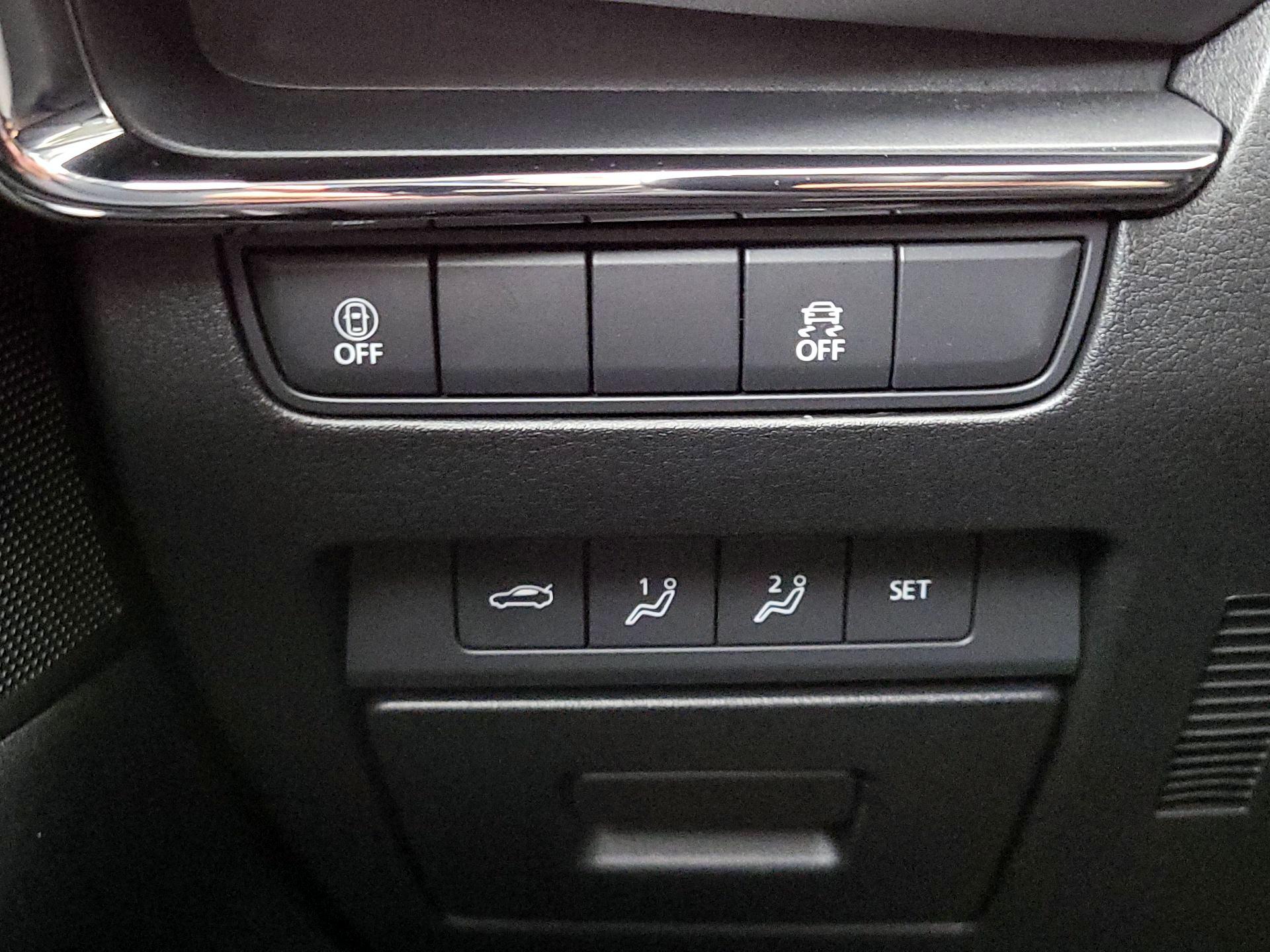 Thumbnail: 2023 Mazda Mazda3 - 13