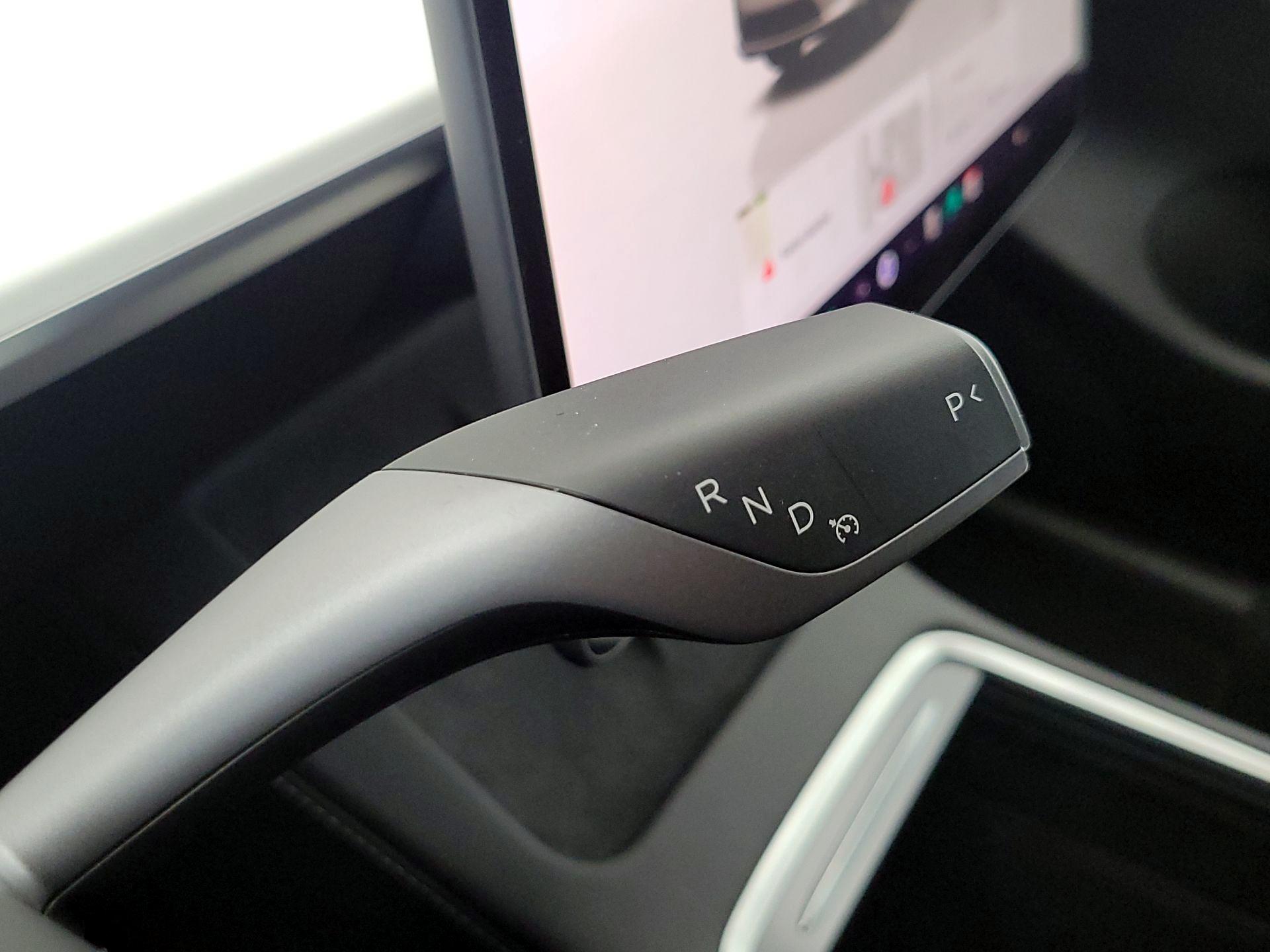 Thumbnail: 2022 Tesla Model Y - 17