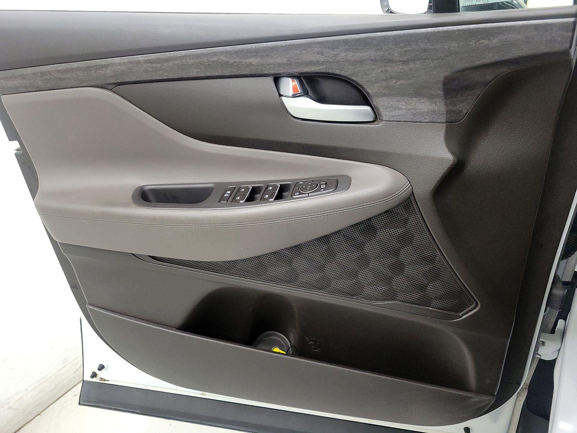 Thumbnail: 2020 Hyundai Santa Fe - 12