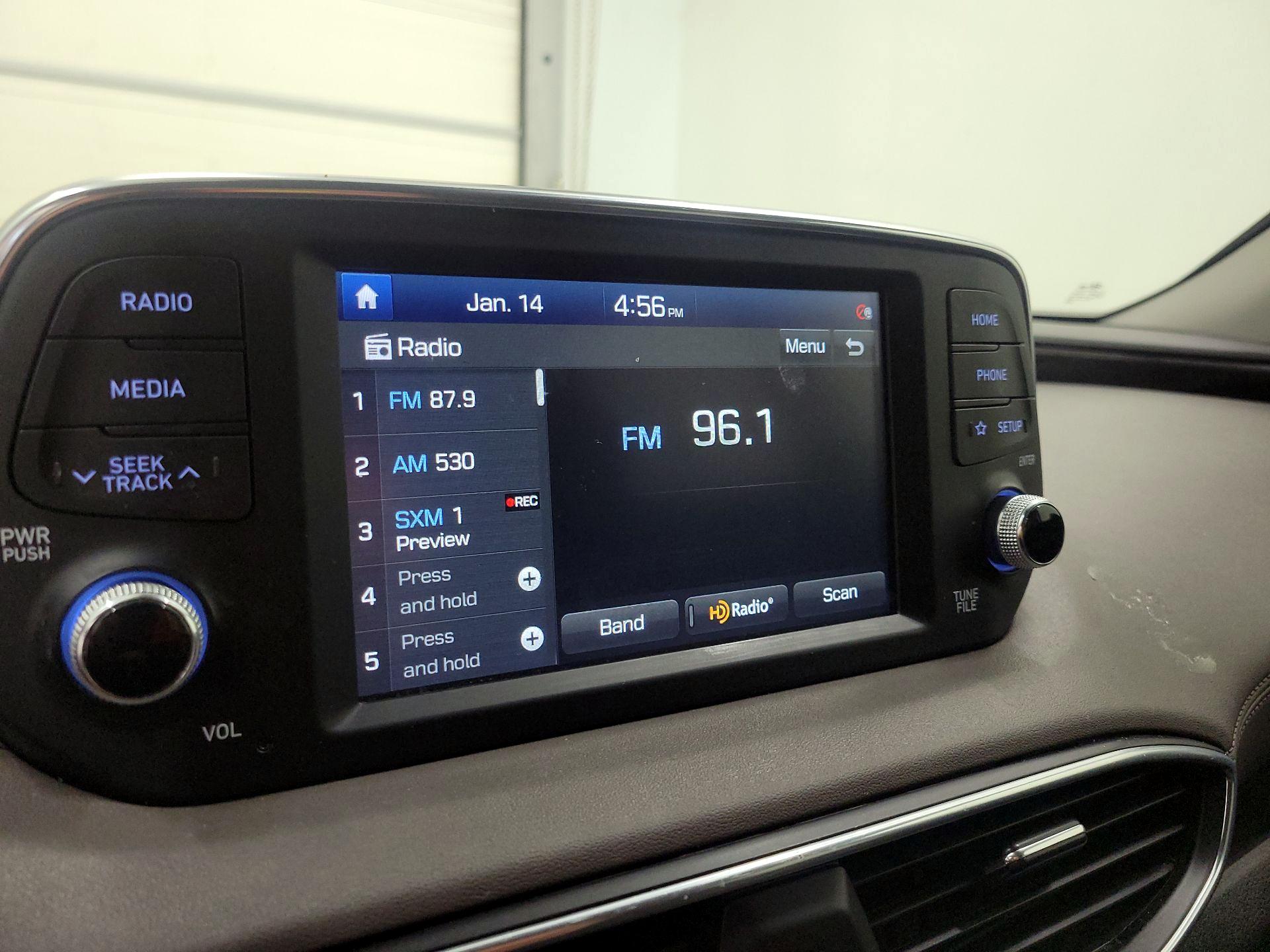 Thumbnail: 2020 Hyundai Santa Fe - 15