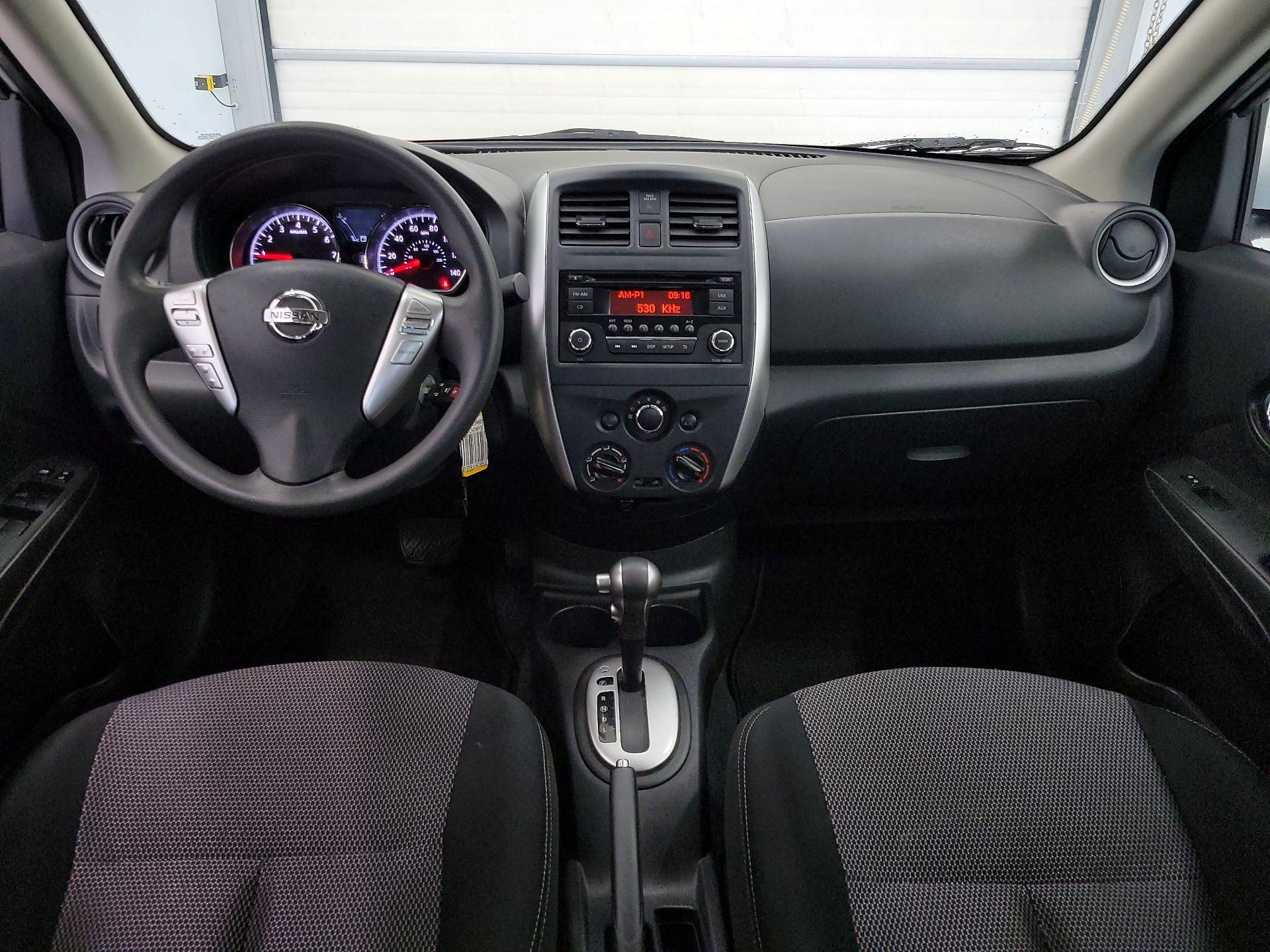 Thumbnail: 2015 Nissan Versa - 9