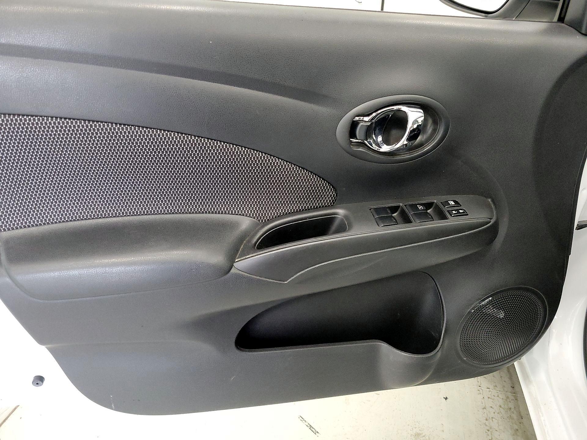 Thumbnail: 2015 Nissan Versa - 12