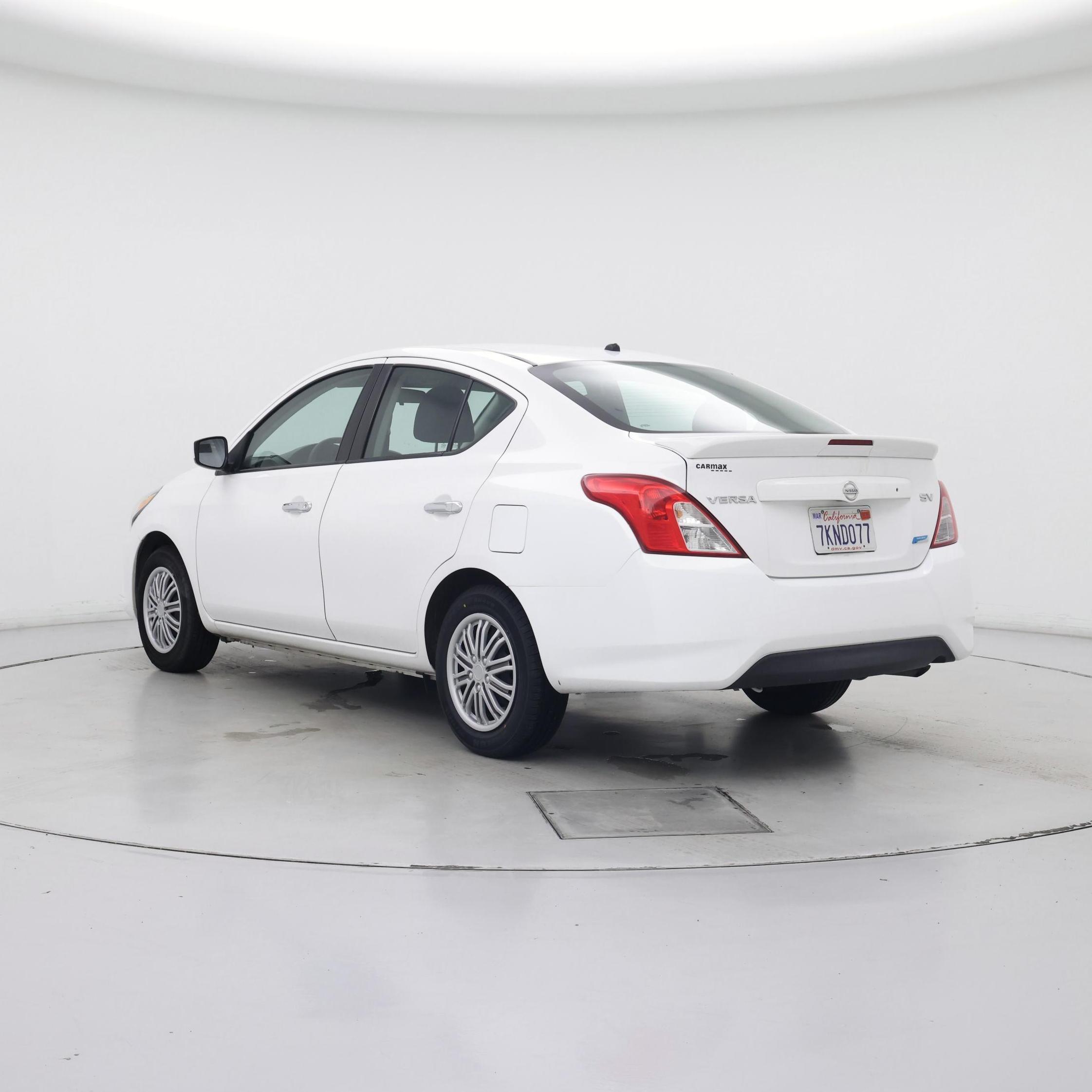Thumbnail: 2015 Nissan Versa - 2