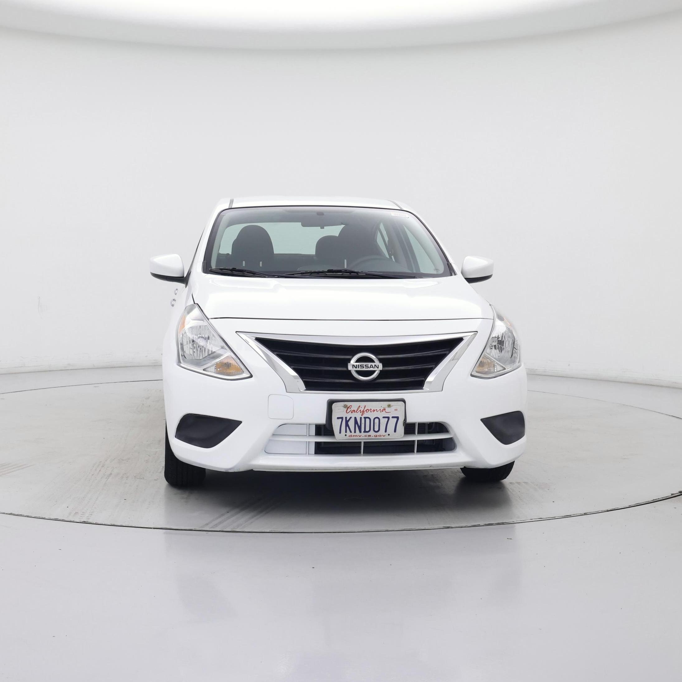 Thumbnail: 2015 Nissan Versa - 5