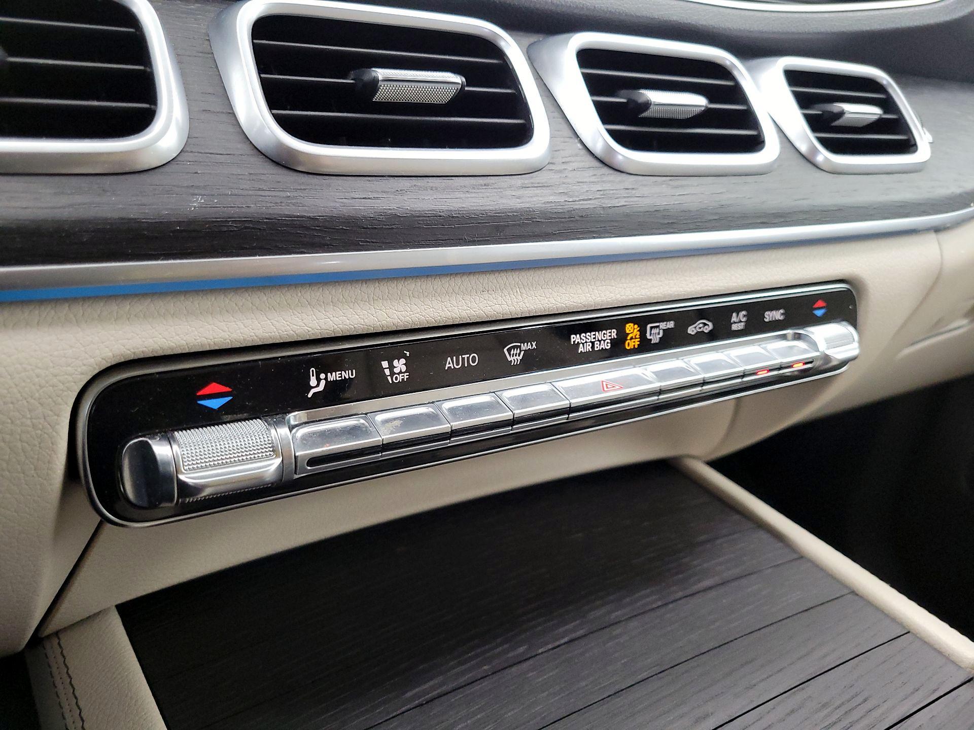 Thumbnail: 2020 Mercedes-Benz GLE - 17