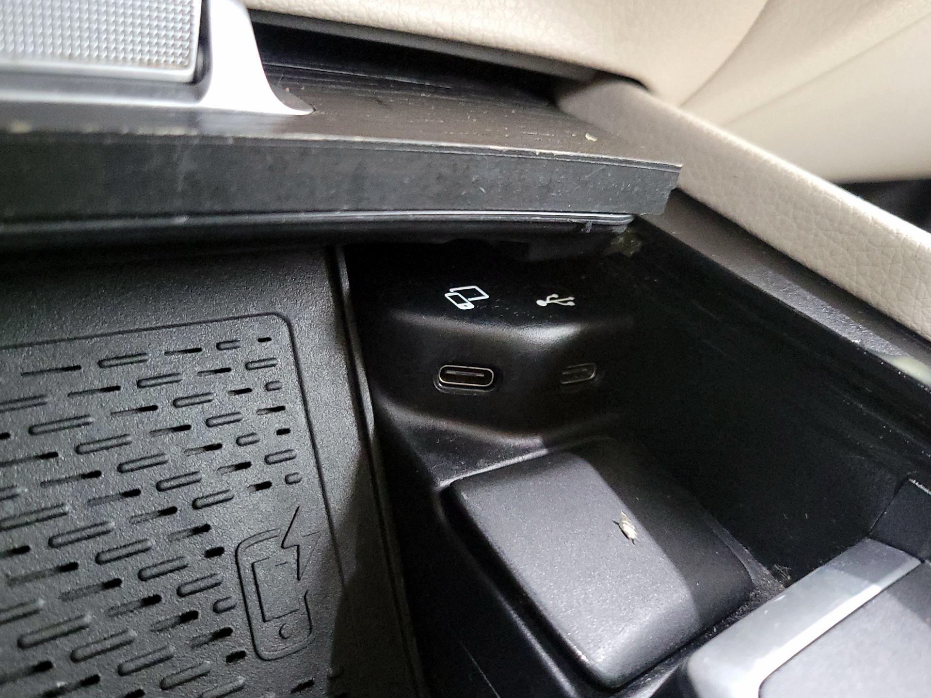 Thumbnail: 2020 Mercedes-Benz GLE - 19