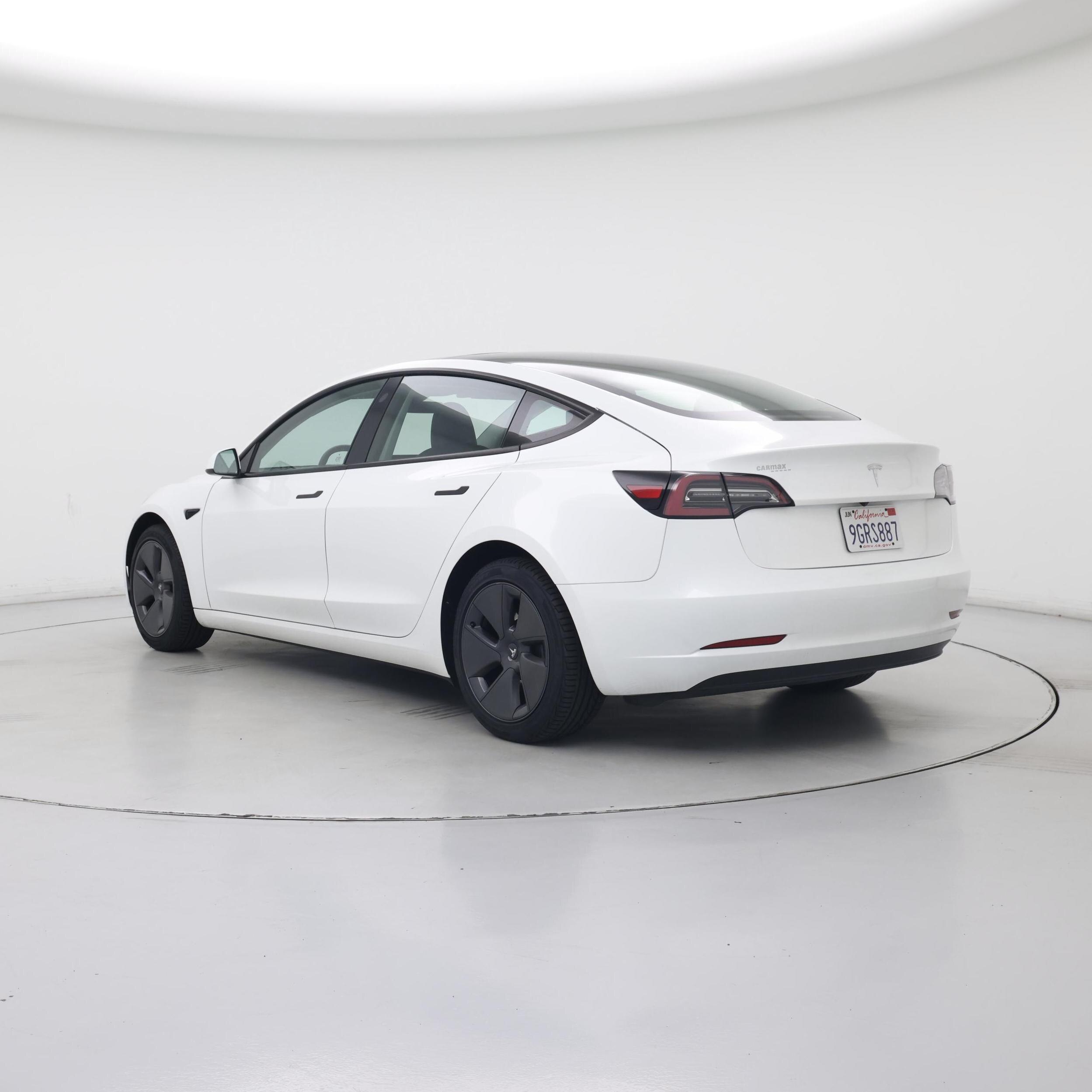 Thumbnail: 2023 Tesla Model 3 - 2