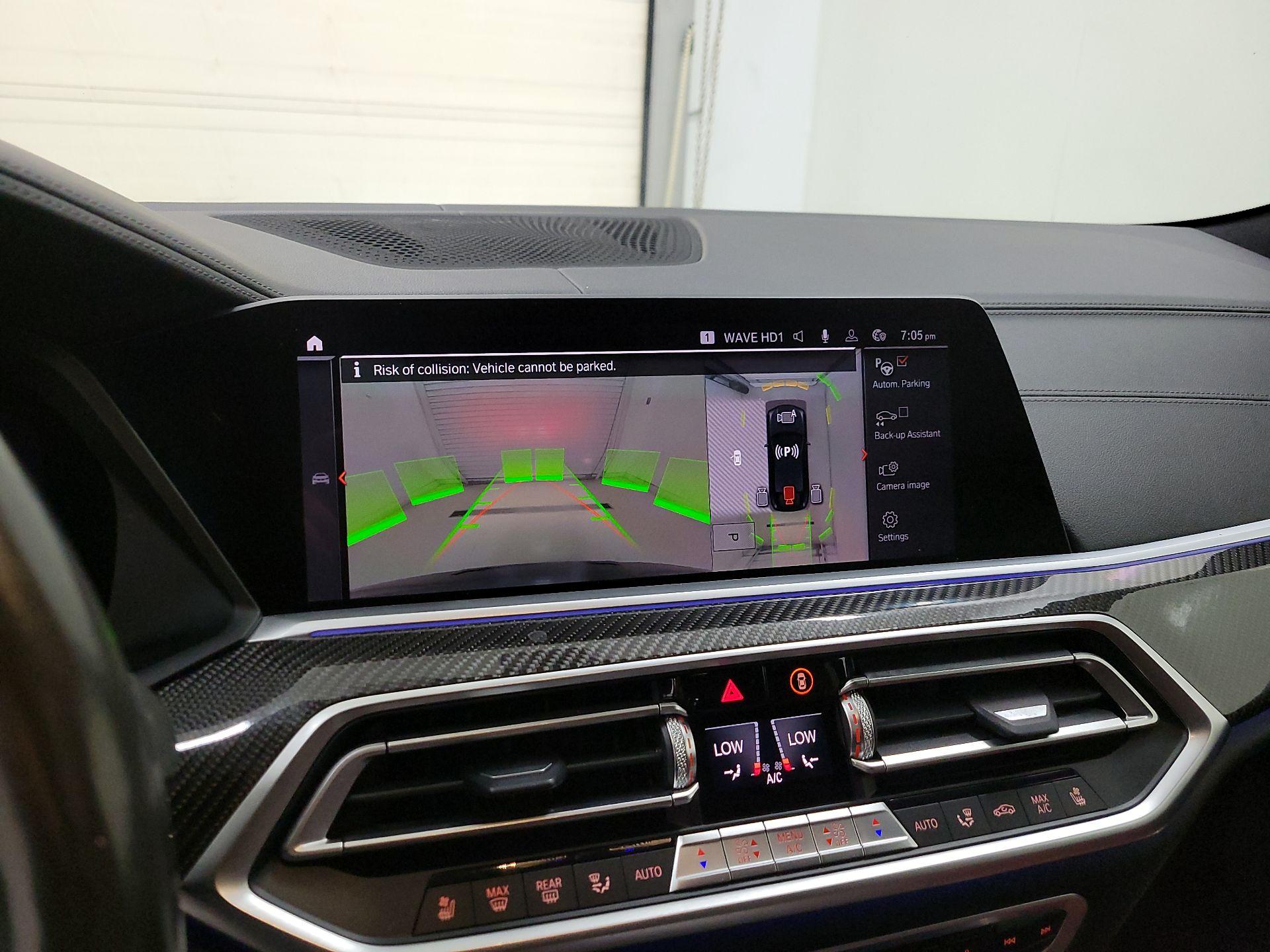 Thumbnail: 2021 BMW X6 - 15