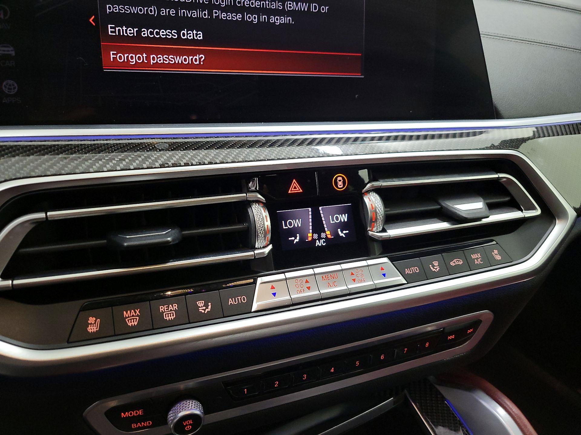 Thumbnail: 2021 BMW X6 - 17