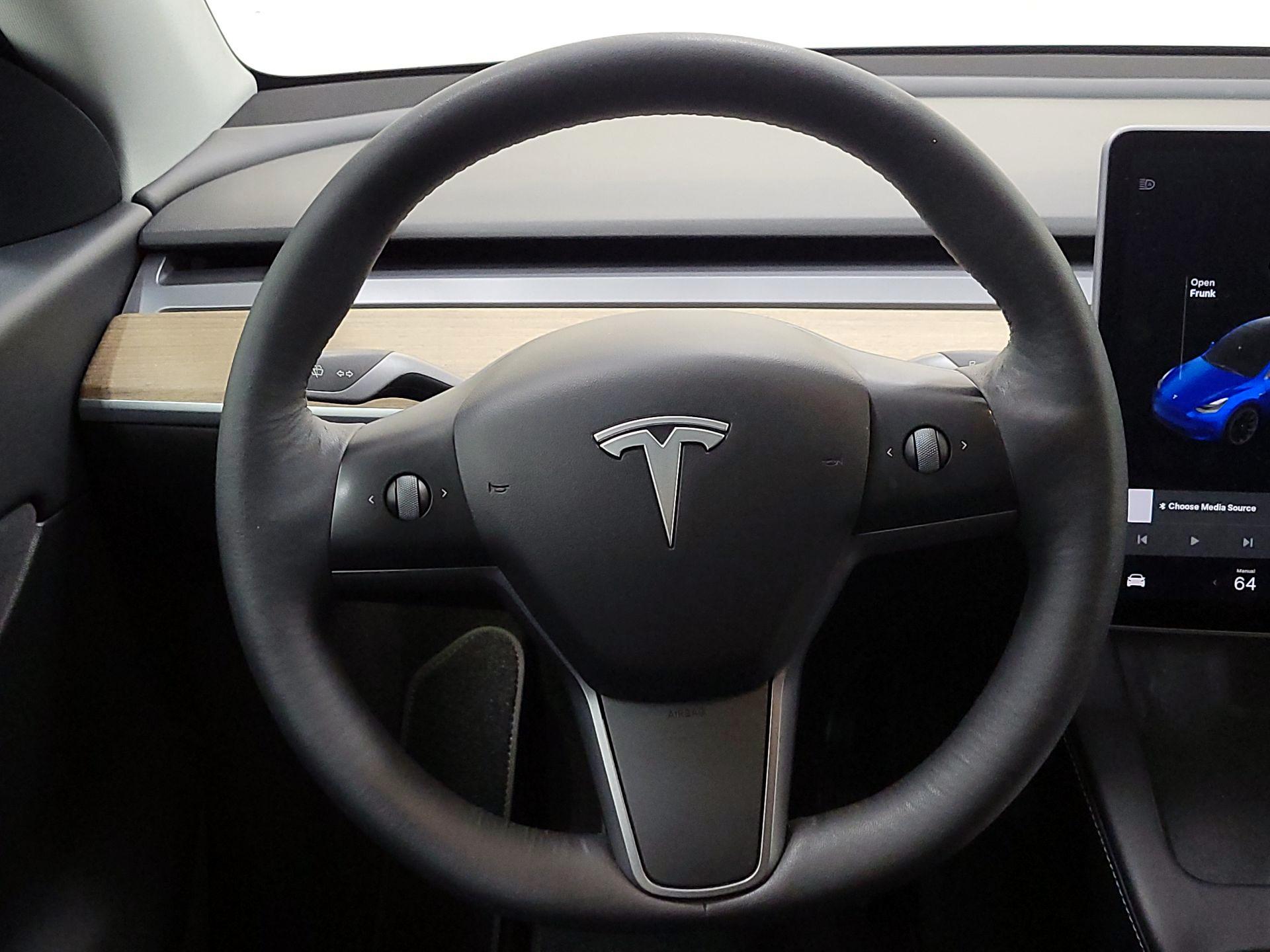 Thumbnail: 2022 Tesla Model Y - 10