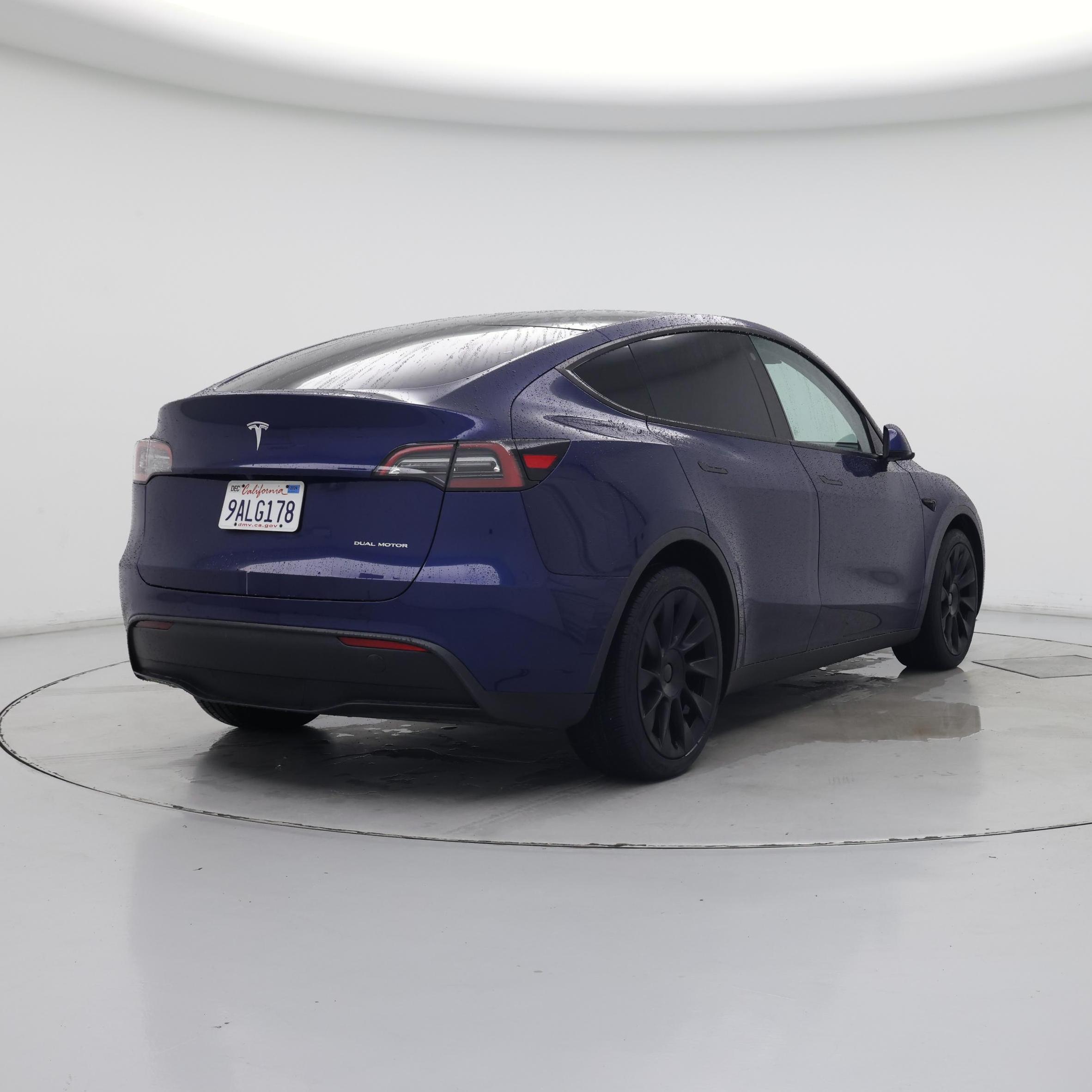 Thumbnail: 2022 Tesla Model Y - 8