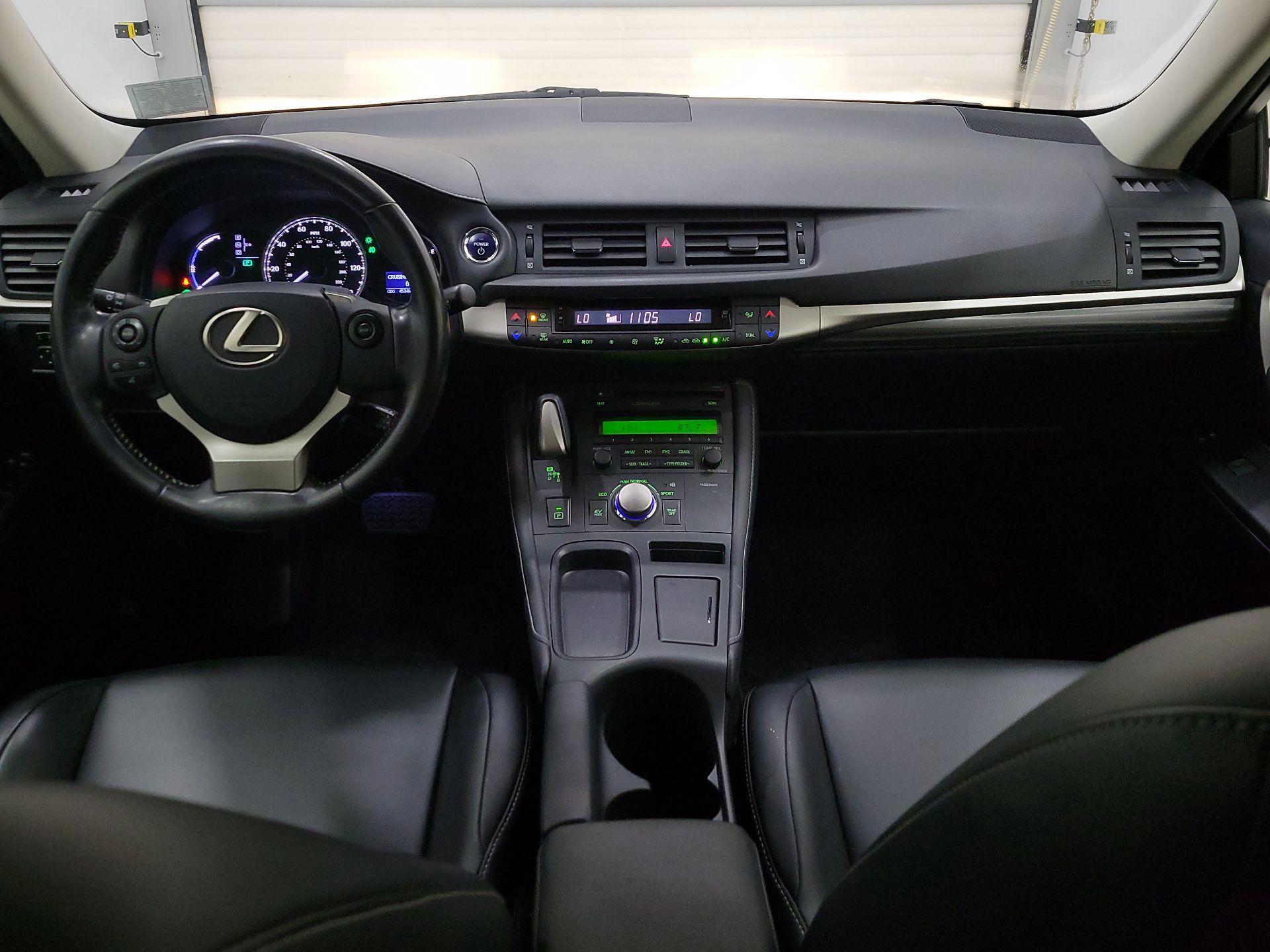 Thumbnail: 2017 Lexus CT - 9