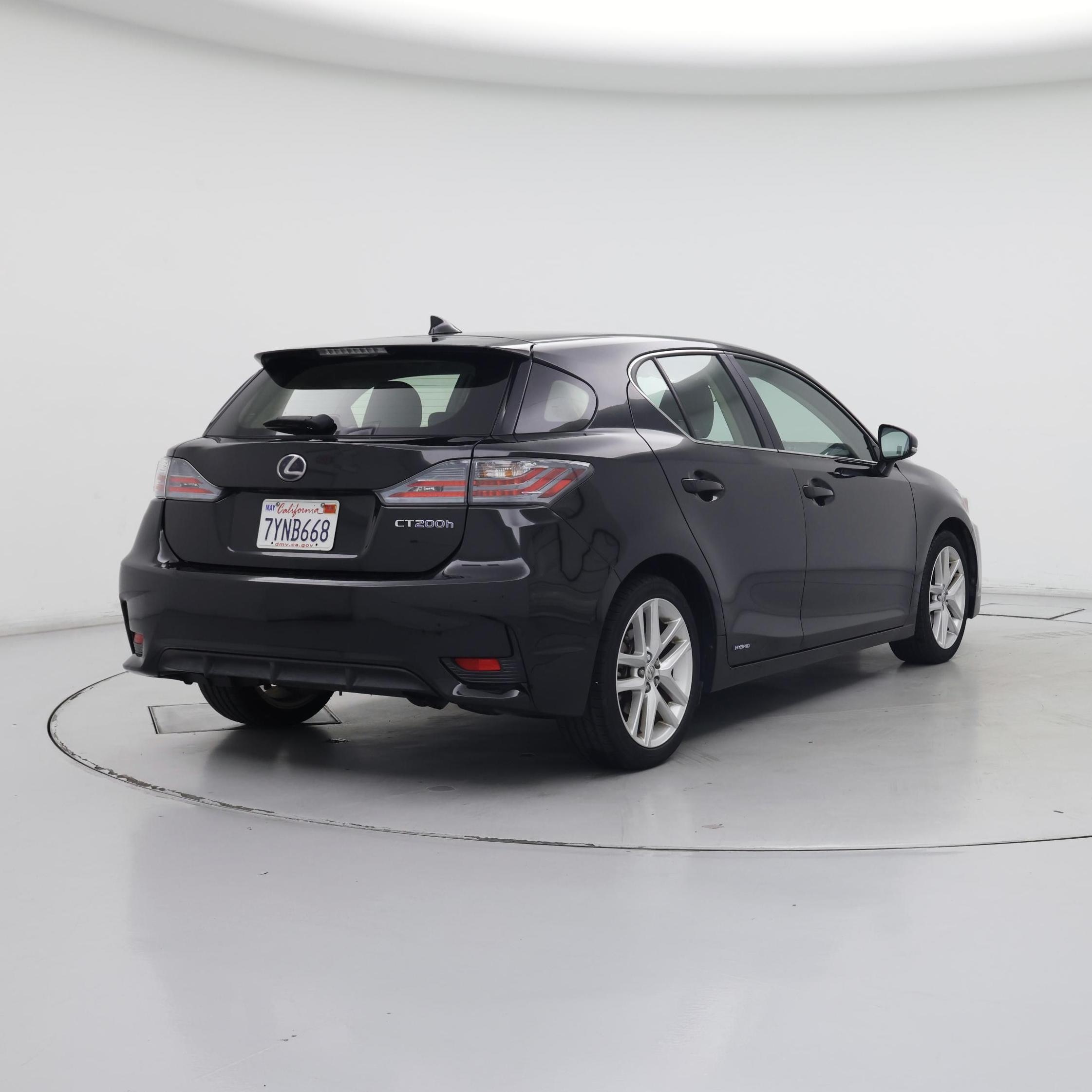 Thumbnail: 2017 Lexus CT - 8