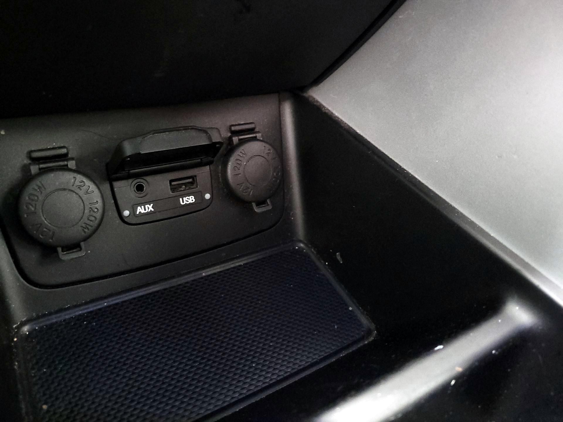 Thumbnail: 2014 Hyundai Sonata - 19