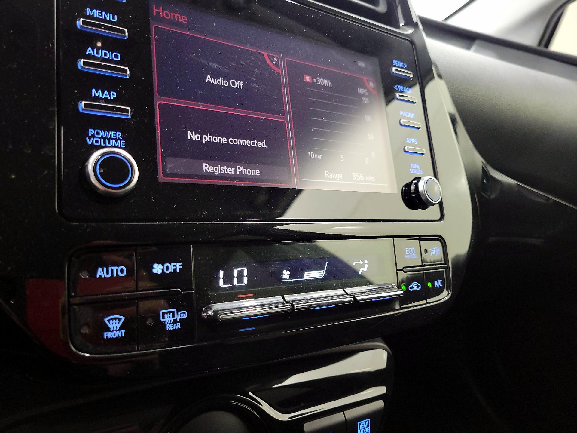 Thumbnail: 2020 Toyota Prius - 16