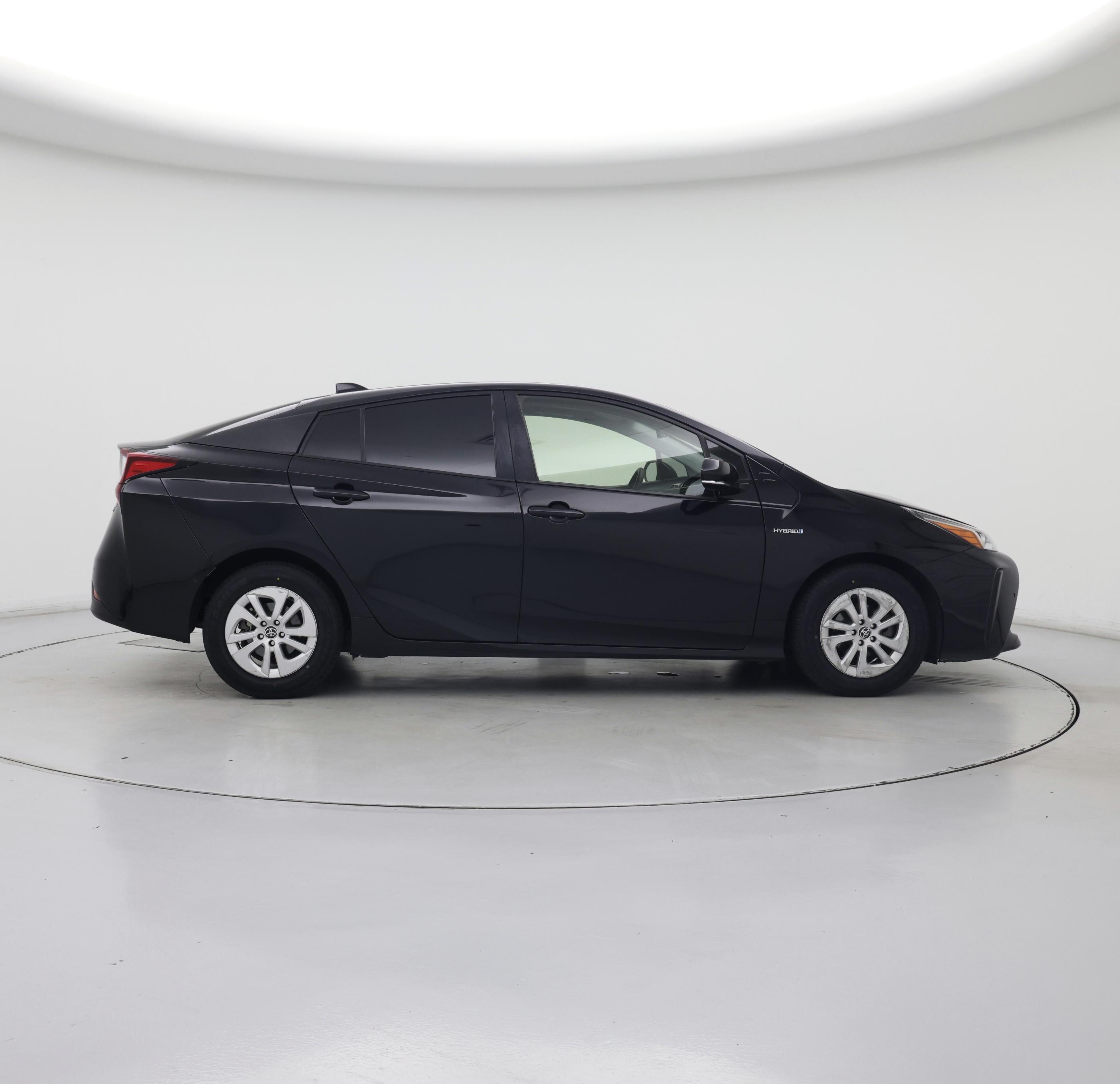 Thumbnail: 2020 Toyota Prius - 7