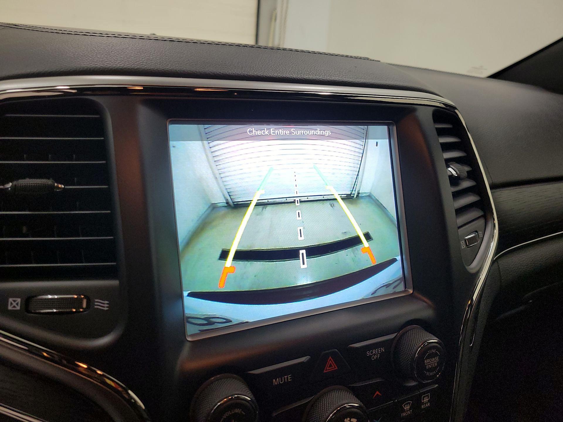 Thumbnail: 2018 Jeep Grand Cherokee - 15