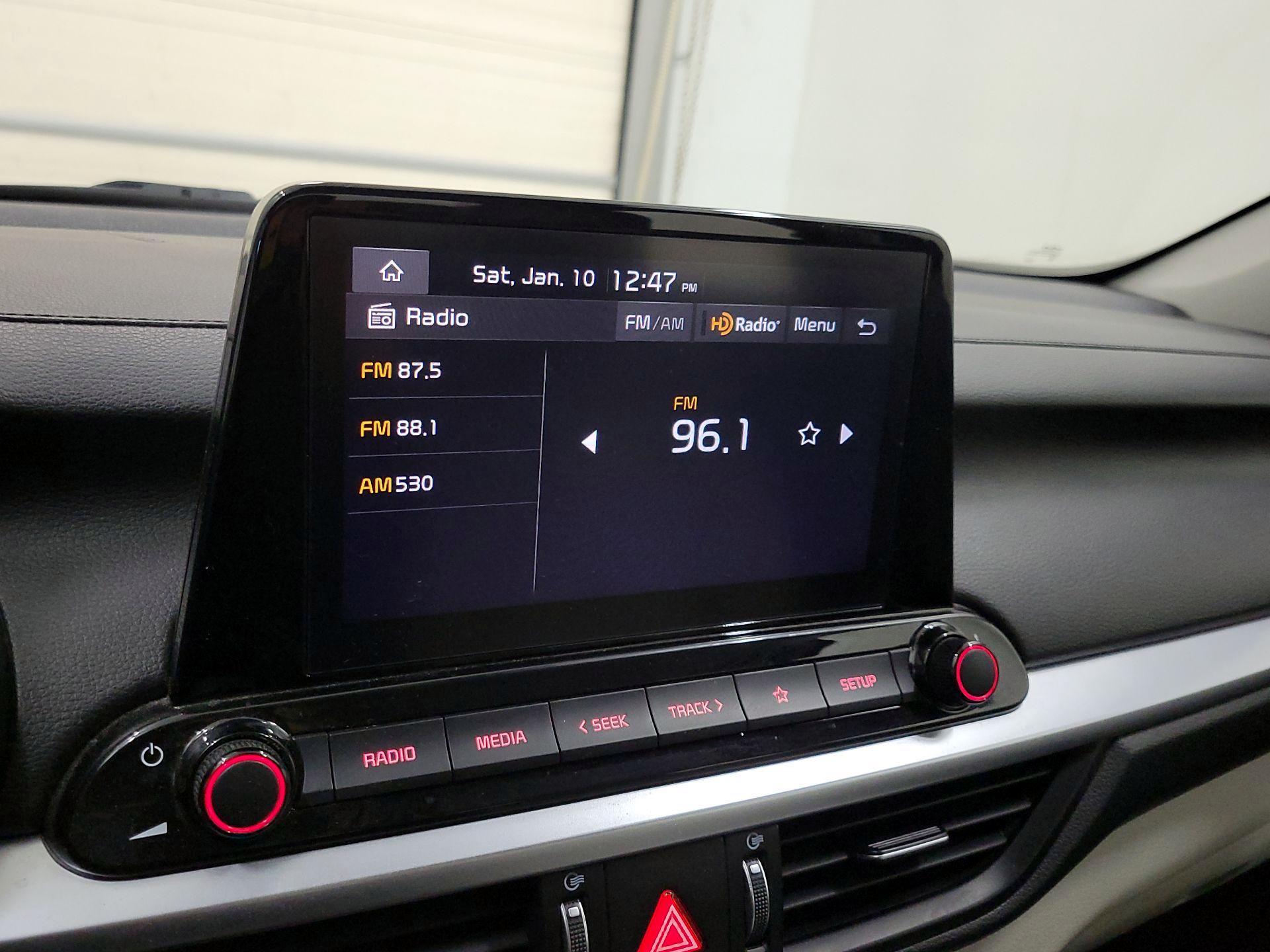 Thumbnail: 2023 Kia Forte - 15