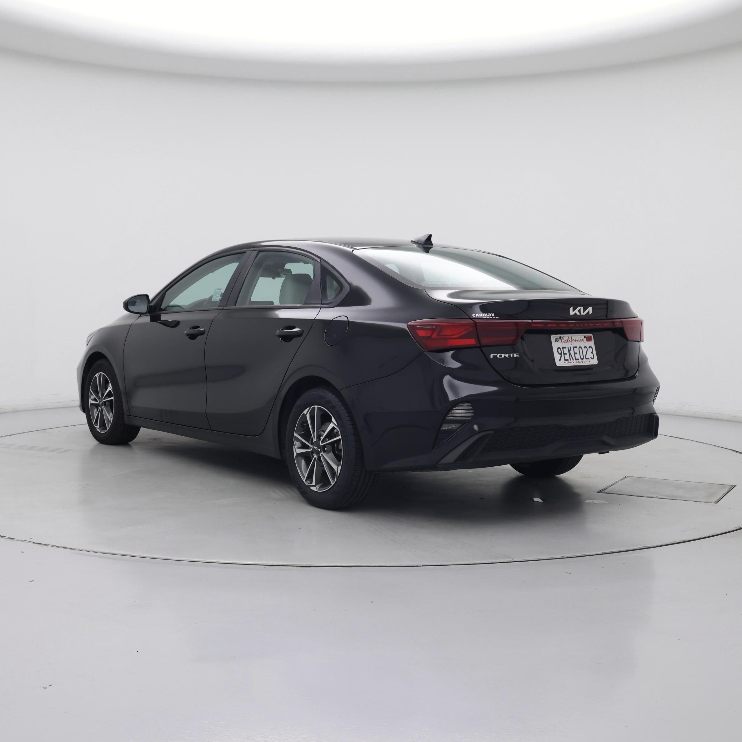 Thumbnail: 2023 Kia Forte - 2