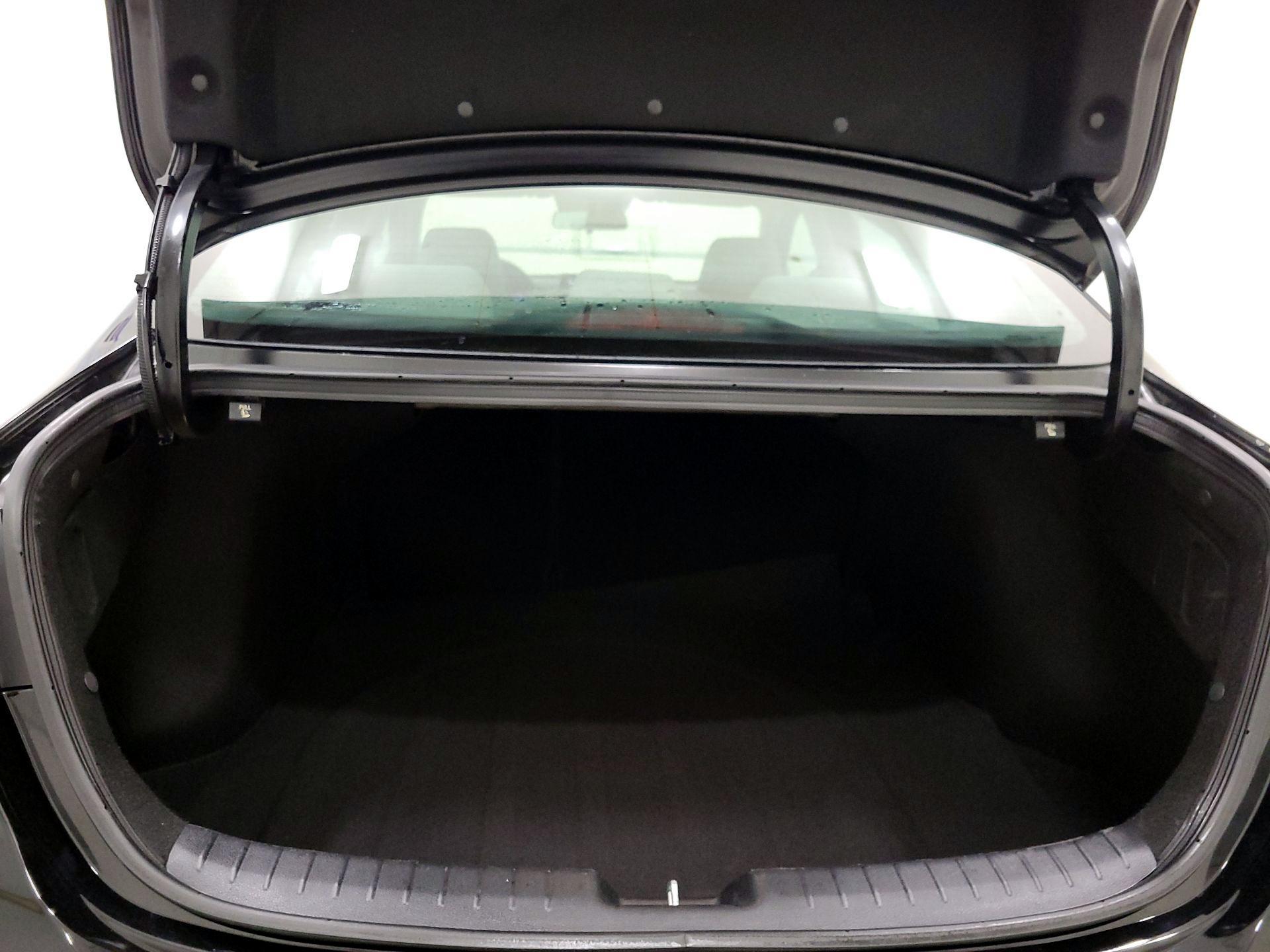 Thumbnail: 2023 Kia Forte - 20