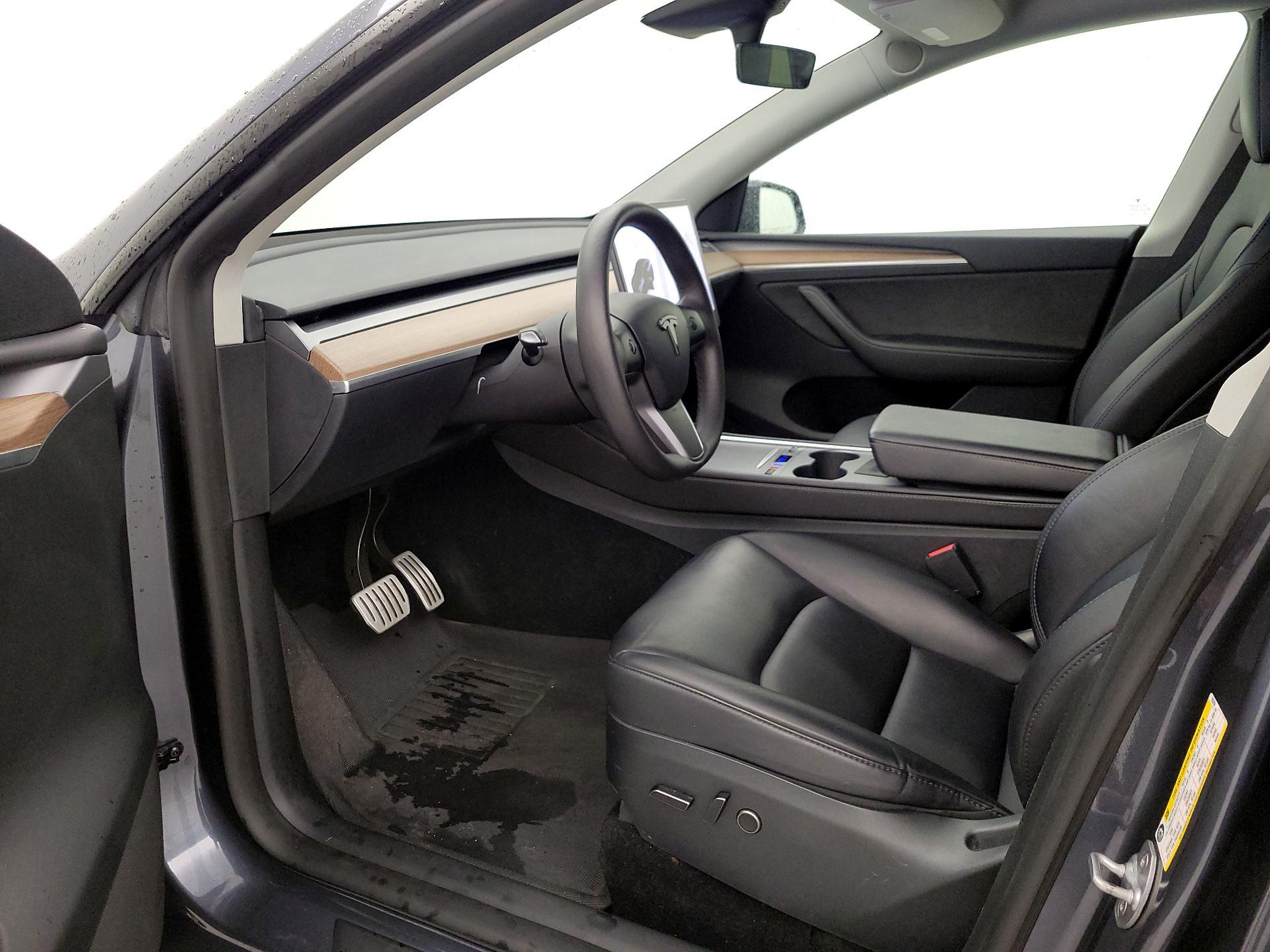 Thumbnail: 2023 Tesla Model Y - 11