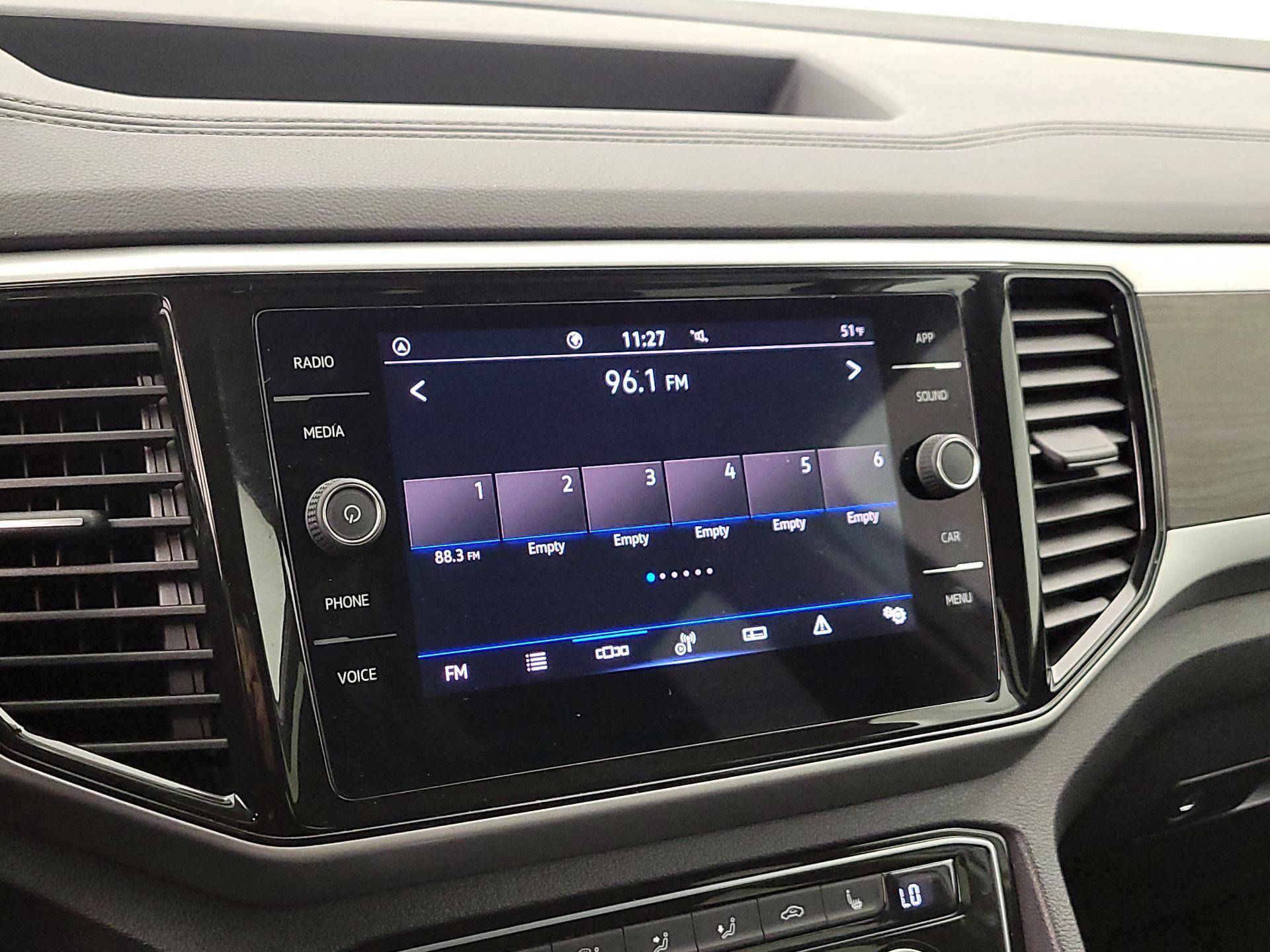 Thumbnail: 2023 Volkswagen Atlas - 15