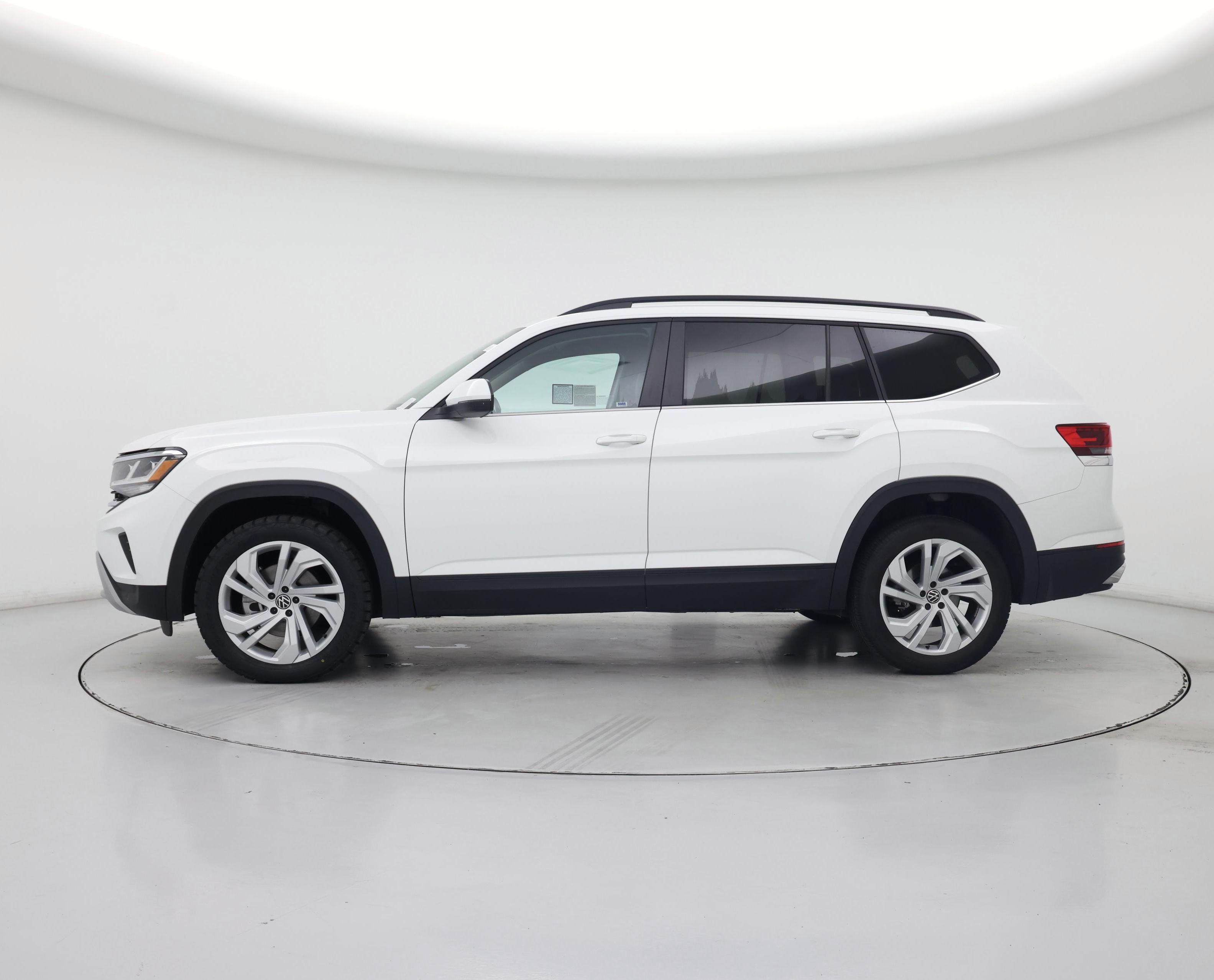 Thumbnail: 2023 Volkswagen Atlas - 3