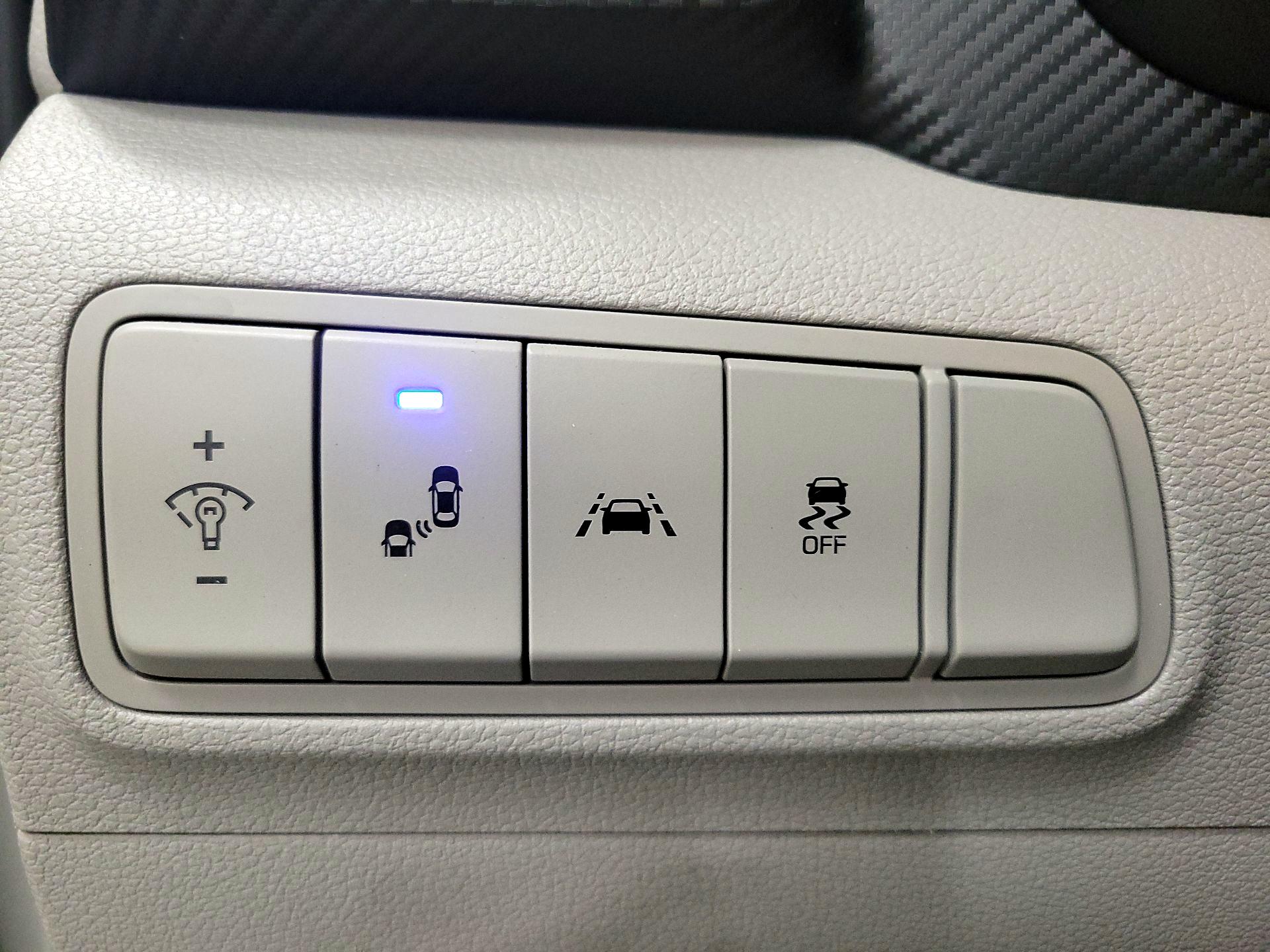 Thumbnail: 2020 Hyundai Tucson - 13